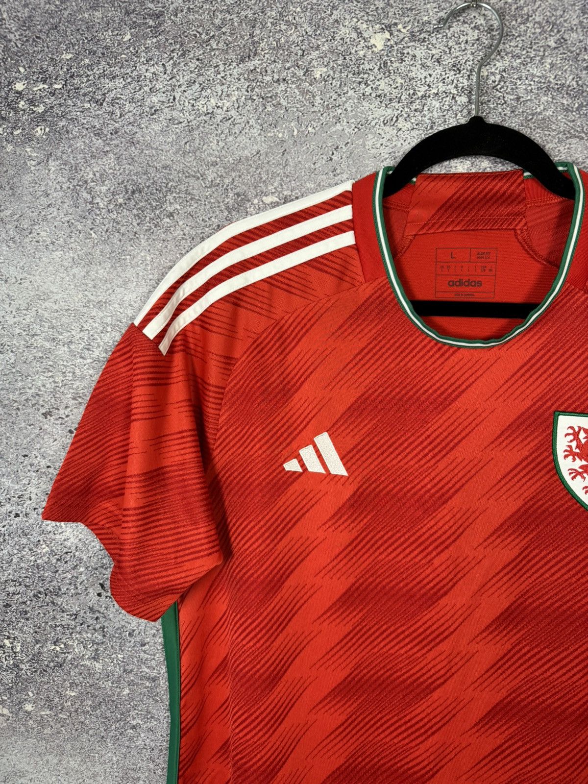 Adidas Wales National Team 2022 Adidas Soccer Jersey Large Size US L / EU 52-54 / 3 - 3 Thumbnail