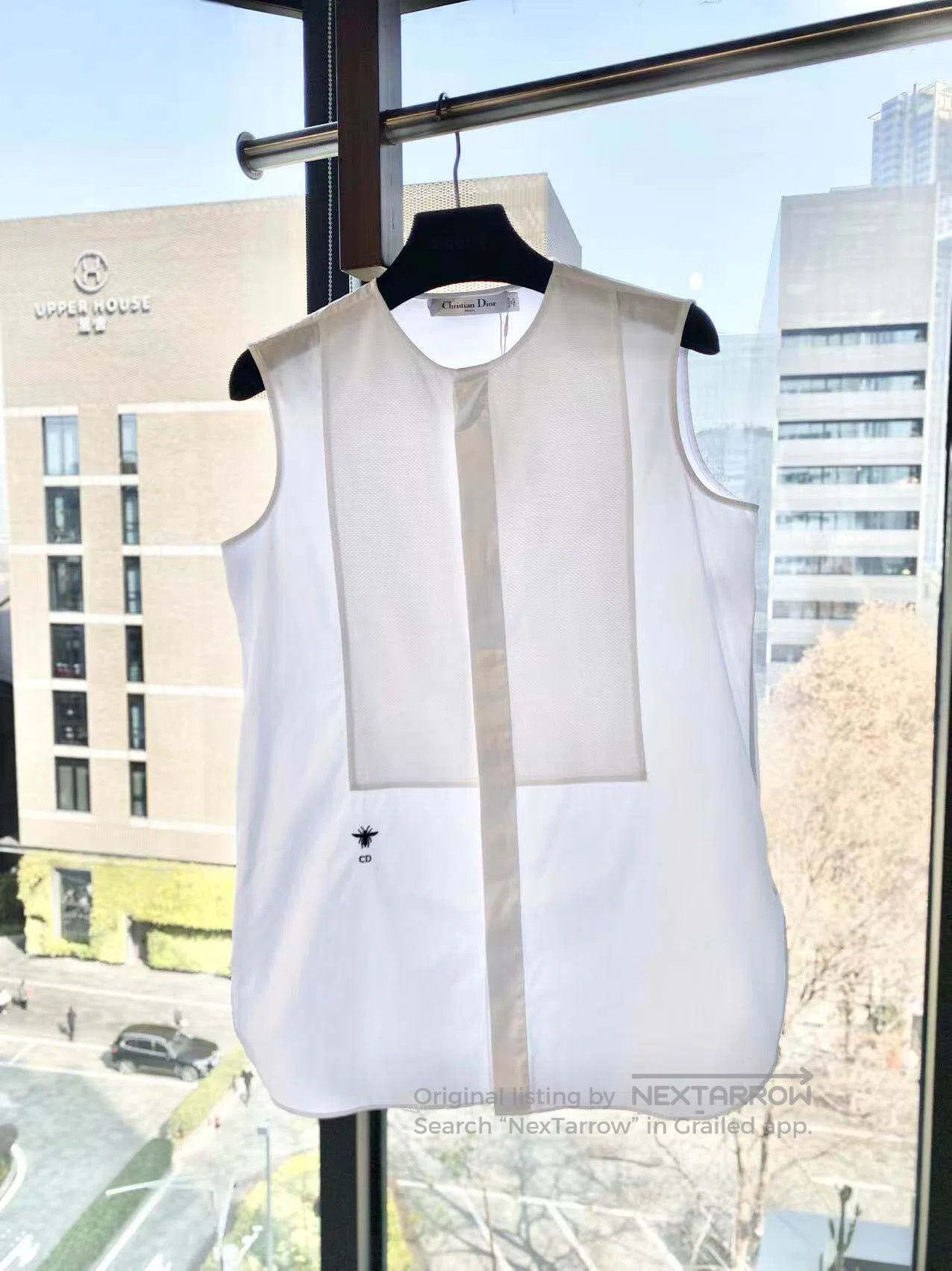 Dior Dior Little bee sleeveless shirt top| Size XXS / US 00 / IT 34 - 2 Thumbnail