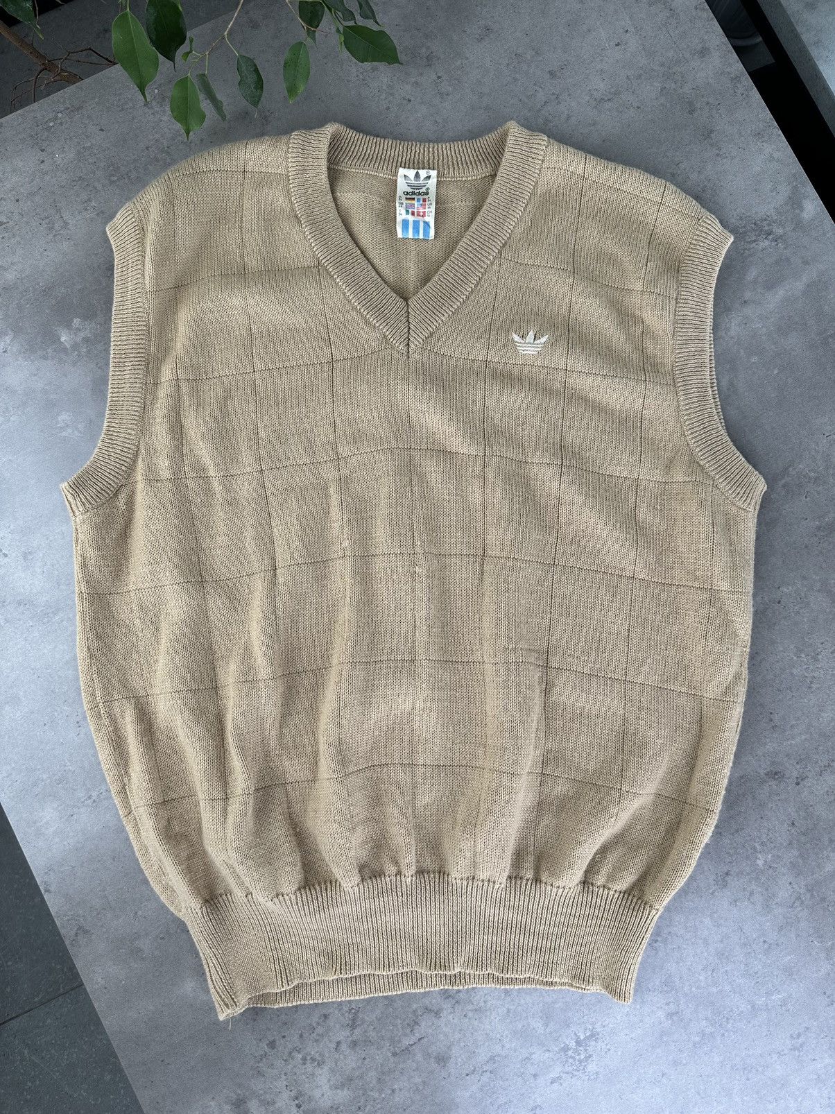 Adidas Adidas Vintage Vest Size US M / EU 48-50 / 2 - 1 Thumbnail