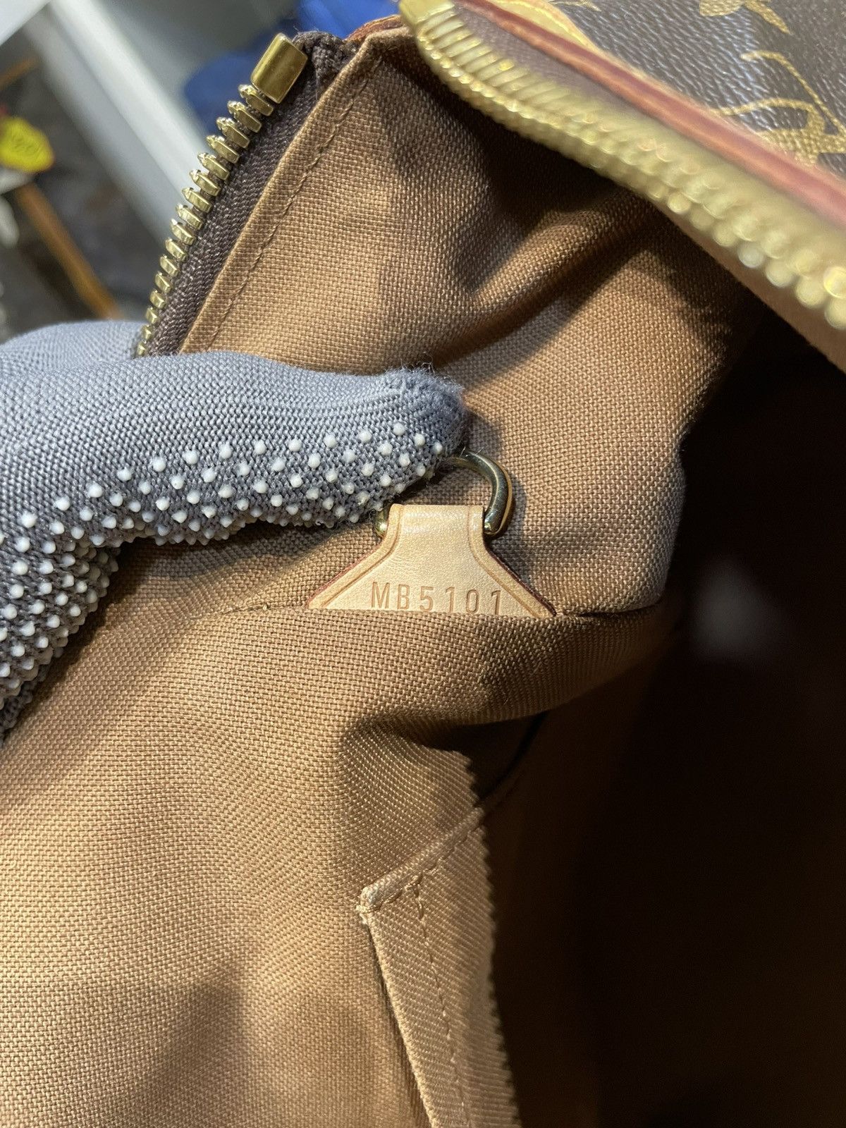Louis Vuitton AUTHENTIC LOUIS VUITTON MONO TIVOLI GM BAG Size ONE SIZE - 23 Thumbnail
