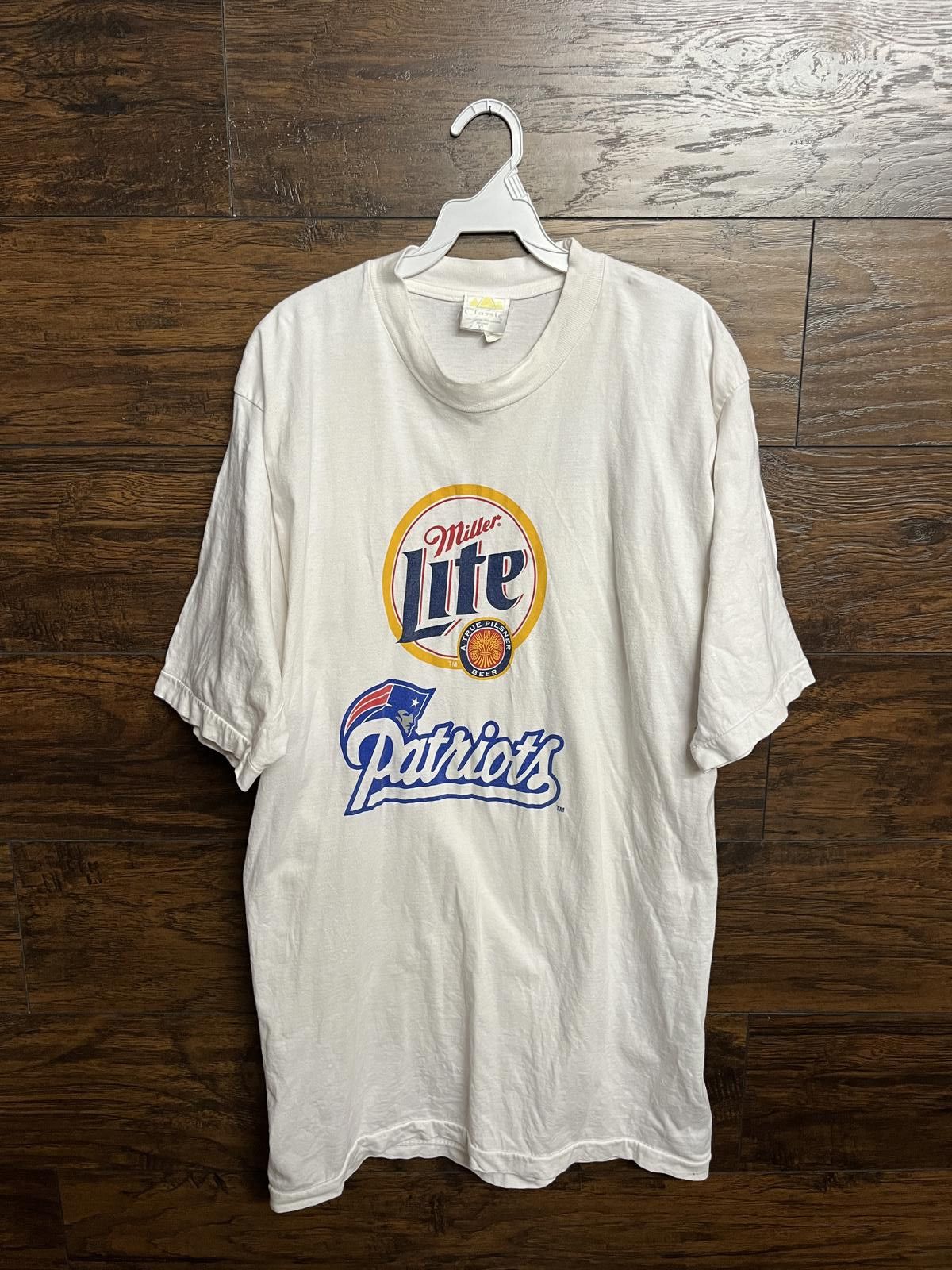 Designer VTG Miller Lite x New England Patriots Tall Tee T-shirt XL Size US XL / EU 56 / 4 - 1 Thumbnail