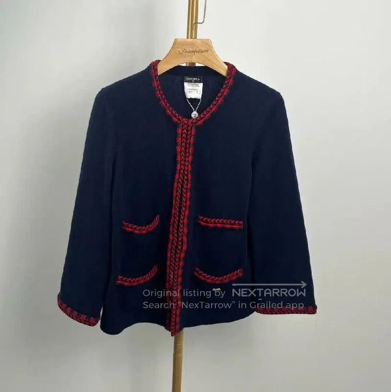 Chanel Chanel Black Cardigan with Red Trim . Size M / US 6-8 / IT 42-44 - 1 Thumbnail