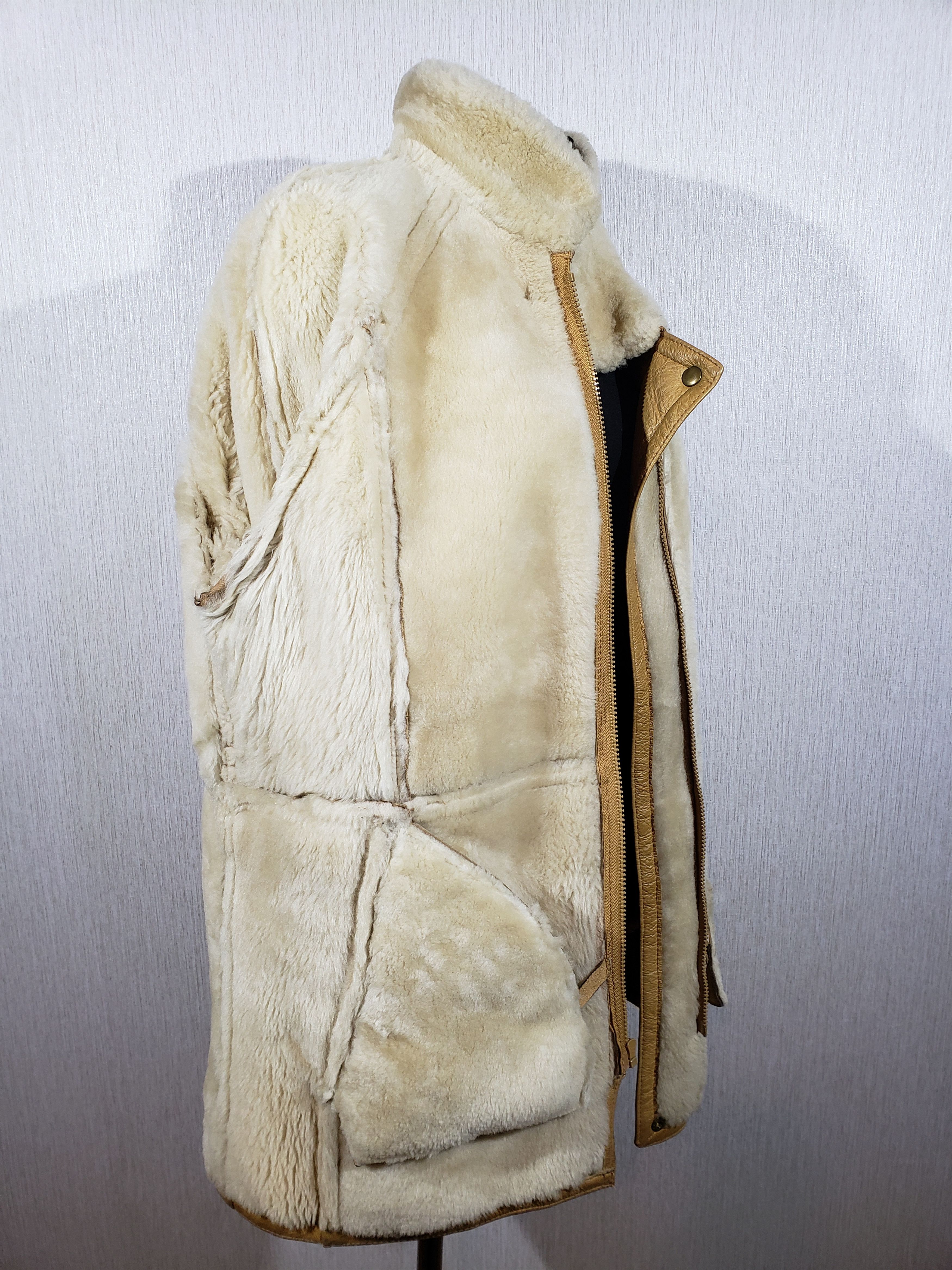 Other Stylish brown sheepskin coat with zipper and belt. Size XXL / US 16-18 / IT 52-54 - 9 Thumbnail
