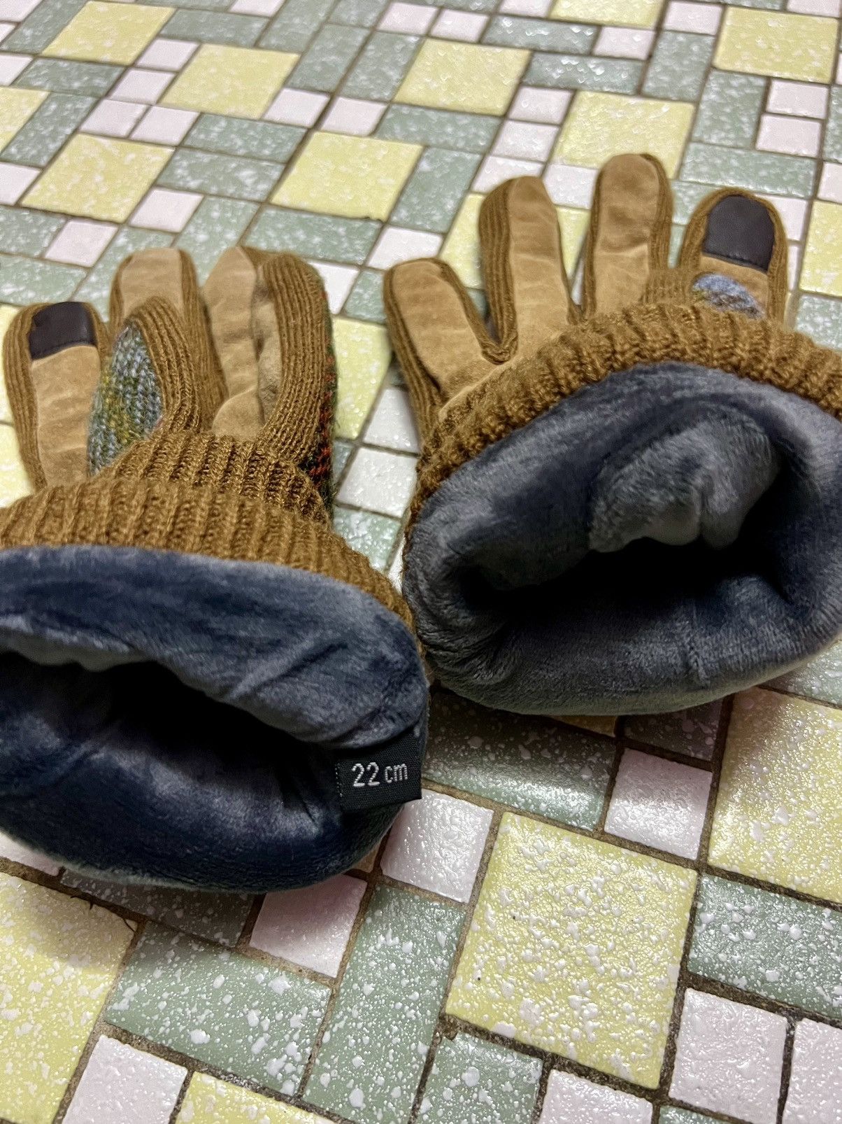 Designer × Harris Tweed Harris Tweed Gloves Size ONE SIZE - 4 Thumbnail