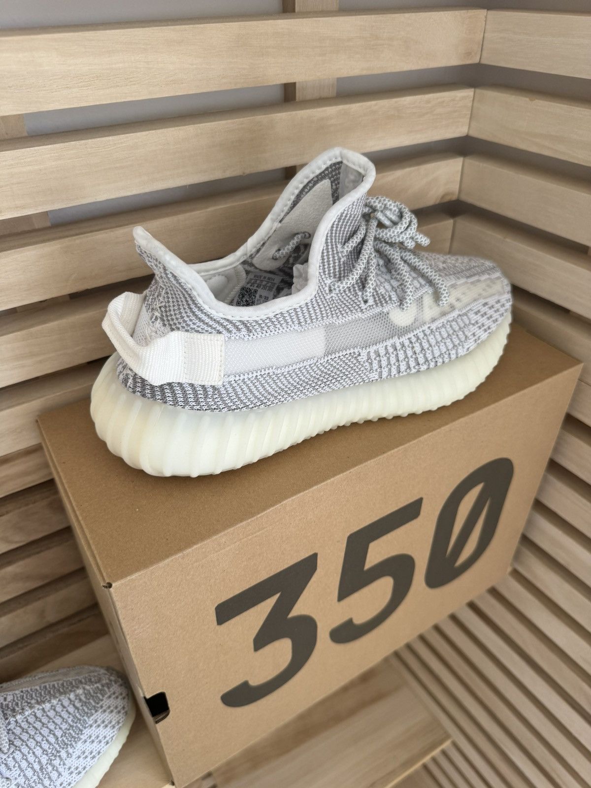 Yeezy Adidas Yeezy Boost 350 V2 "Static" - Brand New - Size 40 EU Size US 7 / IT 37 - 4 Thumbnail