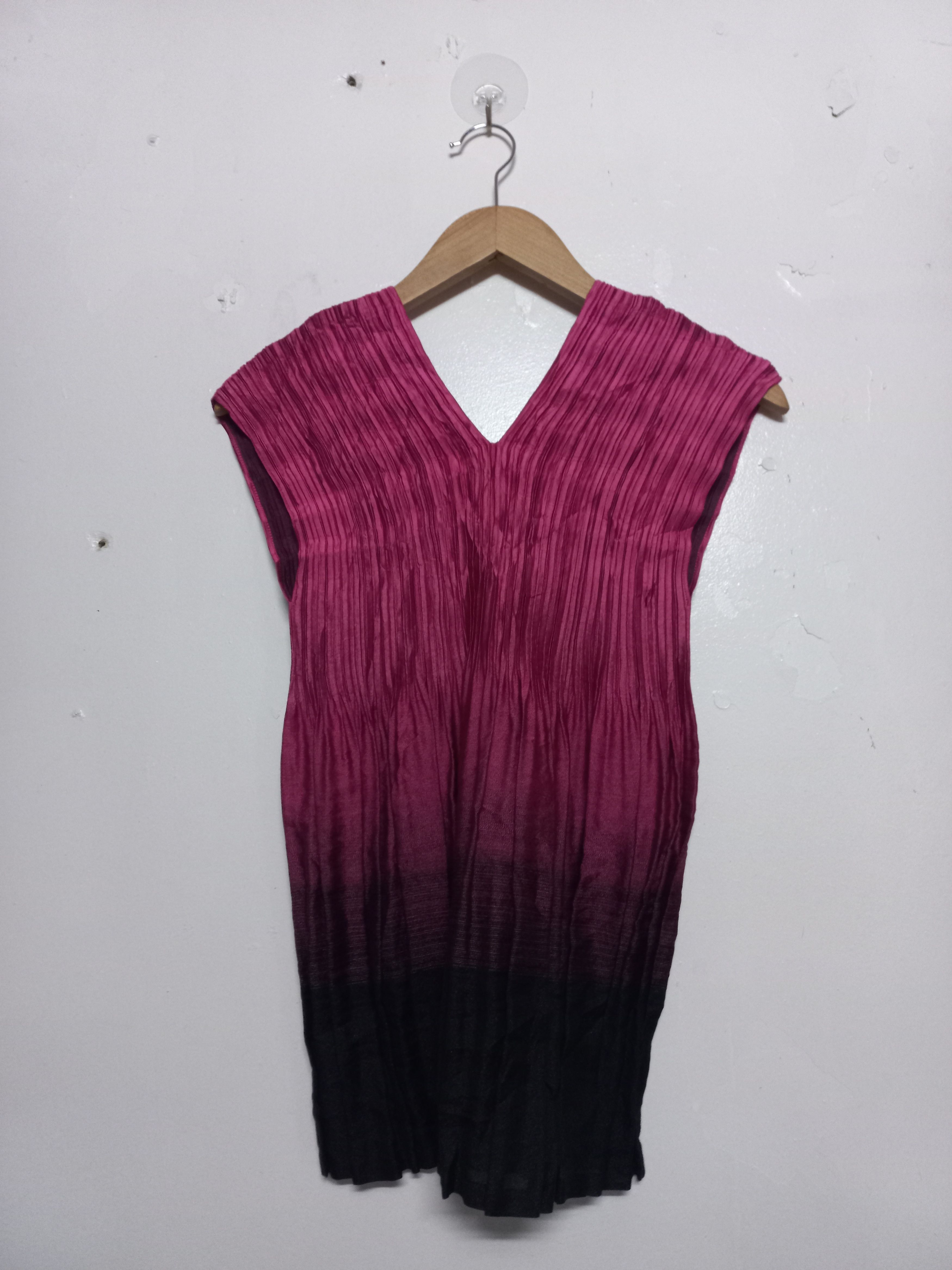 Issey Miyake Issey Miyake 2001 Sleeveless Pleated Top Size S / US 4 / IT 40 - 1 Thumbnail