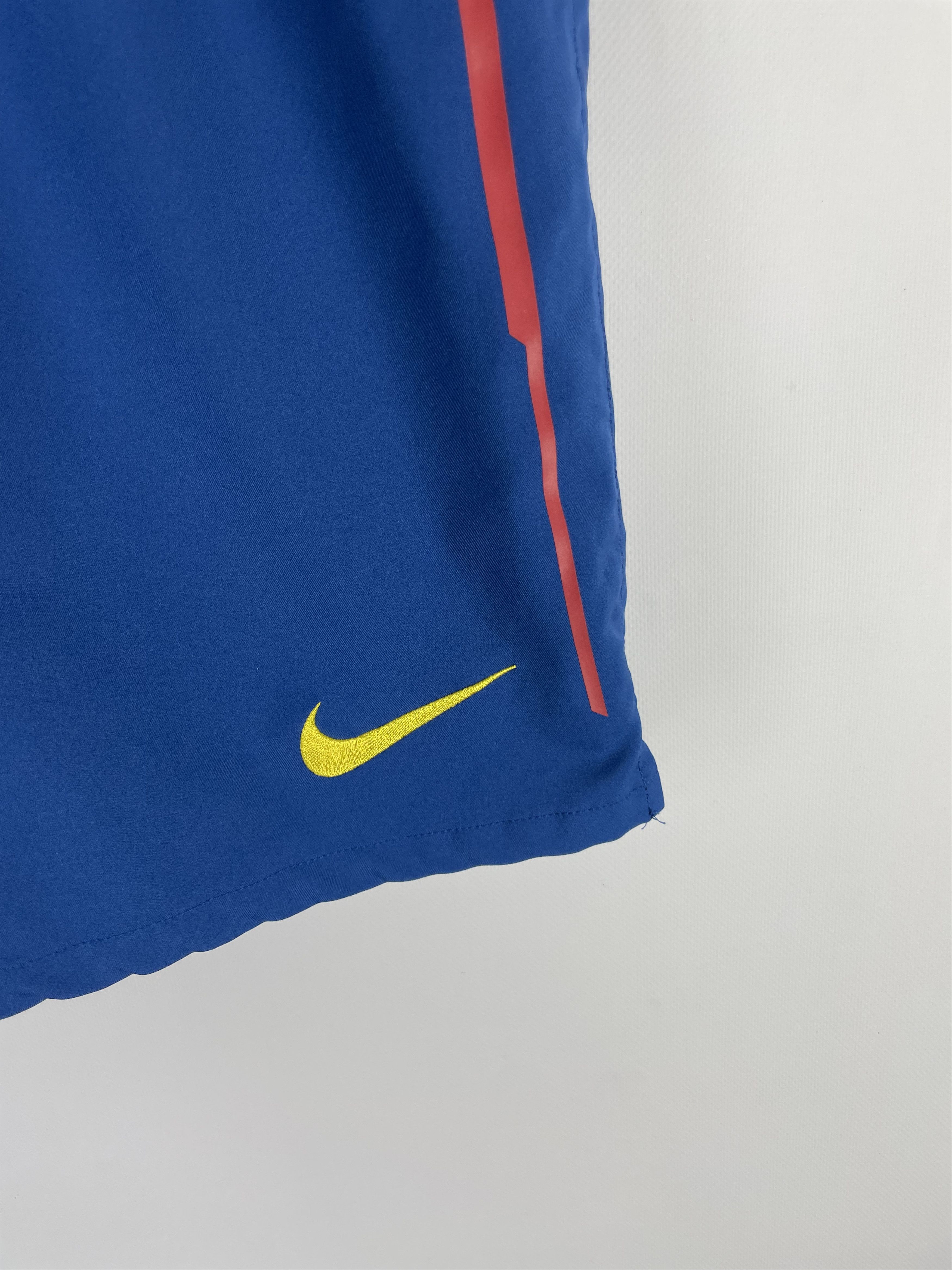 Nike Vintage Nike shorts Barcelona Size US 30 / EU 46 - 5 Thumbnail