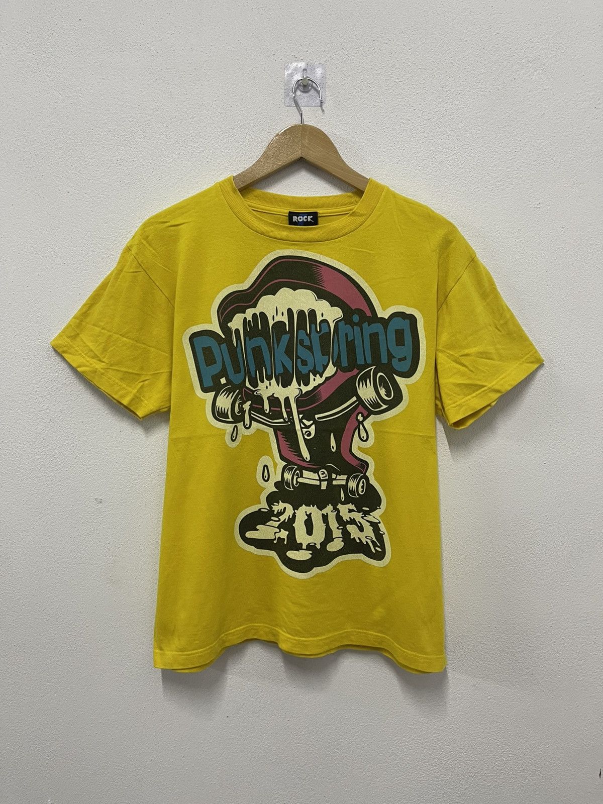 Band Tees Punk Spring t-shirt 📸 Size US M / EU 48-50 / 2 - 1 Thumbnail