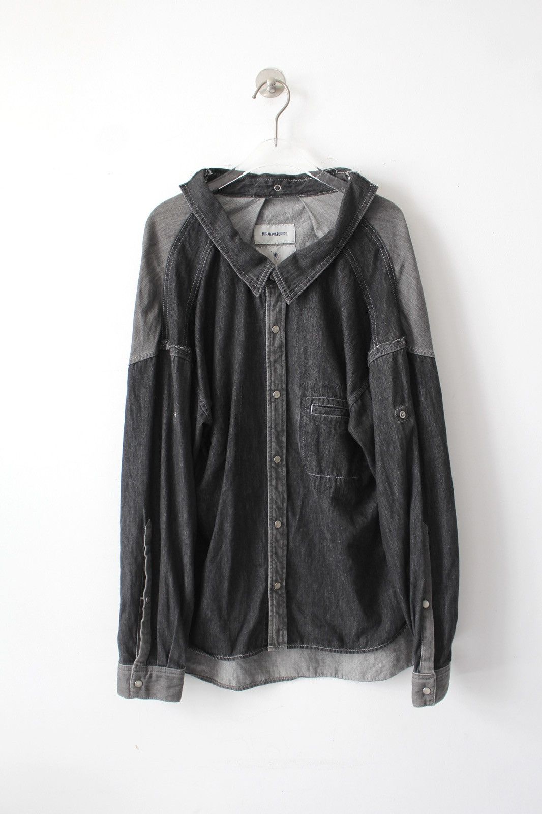 Maison MIHARA YASUHIRO 2010S MIHARAYASUHIRO DECONSTRUCTED 2 TONE DENIM SHIRT Size US L / EU 52-54 / 3 - 1 Thumbnail