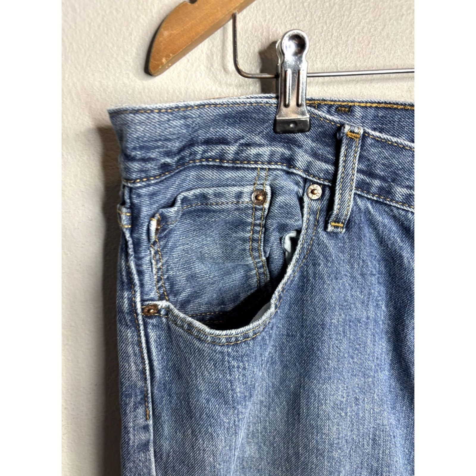 Levi's Levis 501 Jeans Mens 34x30 Blue Denim Button Fly Red Tab Distressed Vintage Style Straight 5-Pocket Copper Rivets Size US 32 / EU 48 - 6 Thumbnail