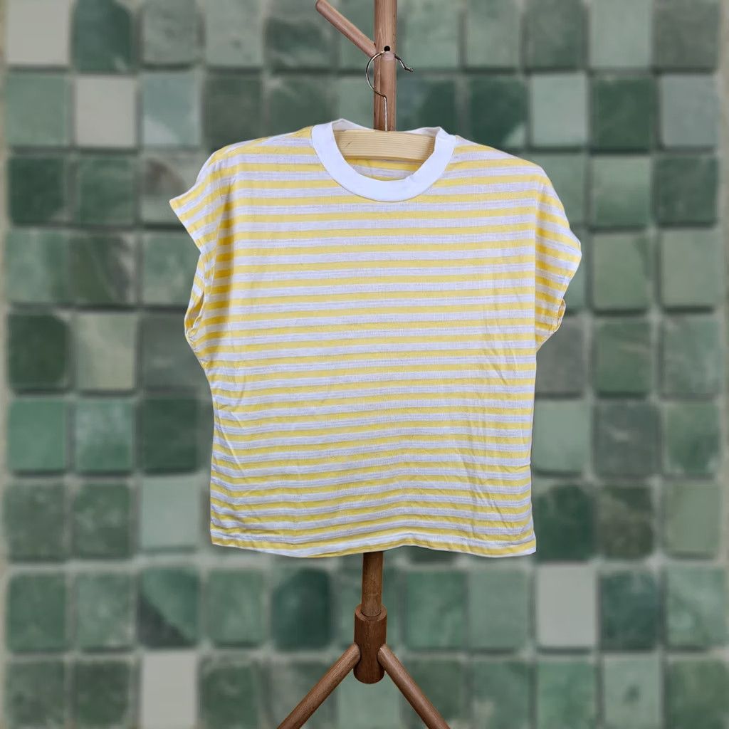 Etro VINTAGE Yellow Striped Disco Retro Slveeless Top T-Shirt SZ W-S Women Shirt Plus XS? Size S / US 4 / IT 40 - 1 Thumbnail