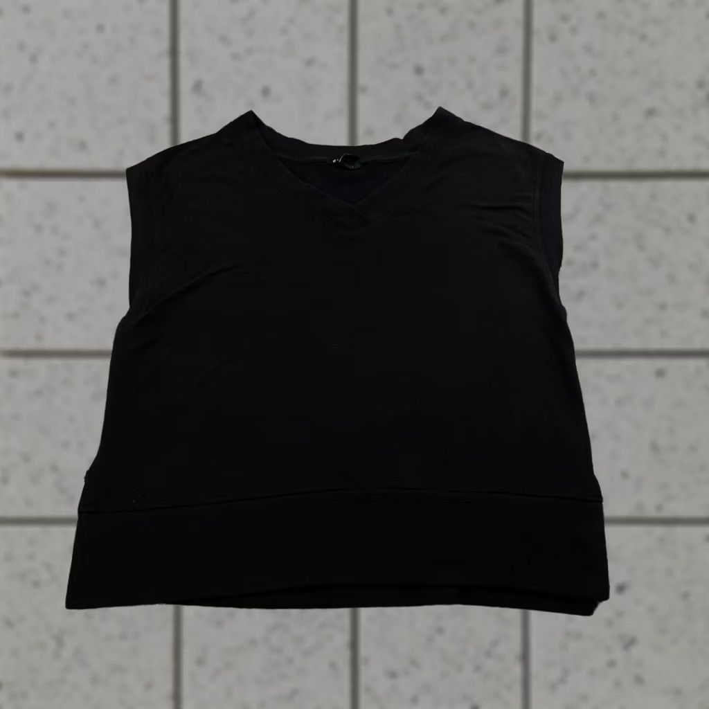 Athleta Athleta Vest Womens XL Black Retro Sweatshirt Tank Top V-Neck Sleeveless Pullover Tee Knit Cotton Polyester Spandex Size XL / US 12-14 / IT 48-50 - 1 Thumbnail