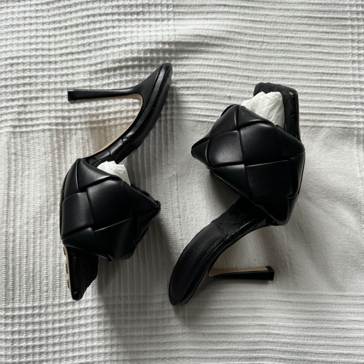 Bottega Veneta Bottega Lido Heel NWB Size US 7 / IT 37 - 1 Thumbnail