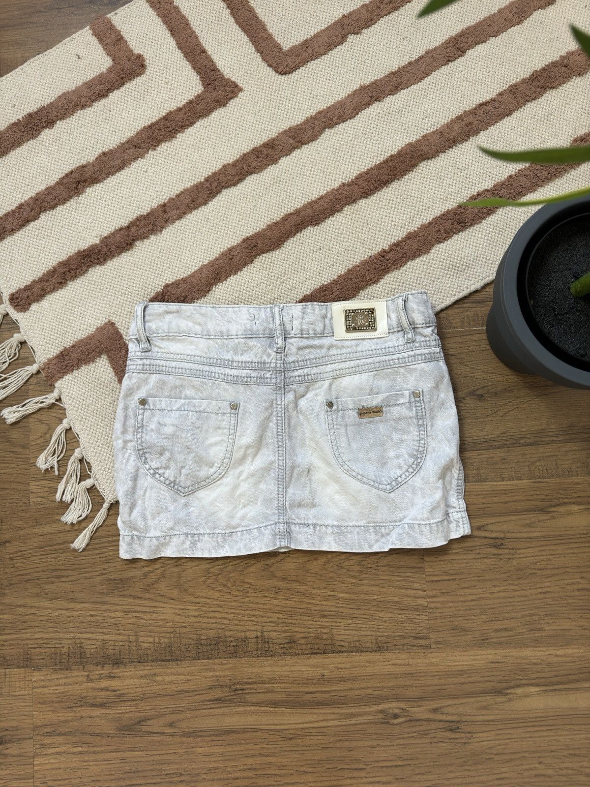 Just Cavalli × Roberto Cavalli VINTAGE ROBERTO CAVALLI DENIM MINI SKIRT Size 28" / US 6 / IT 42 - 1 Thumbnail
