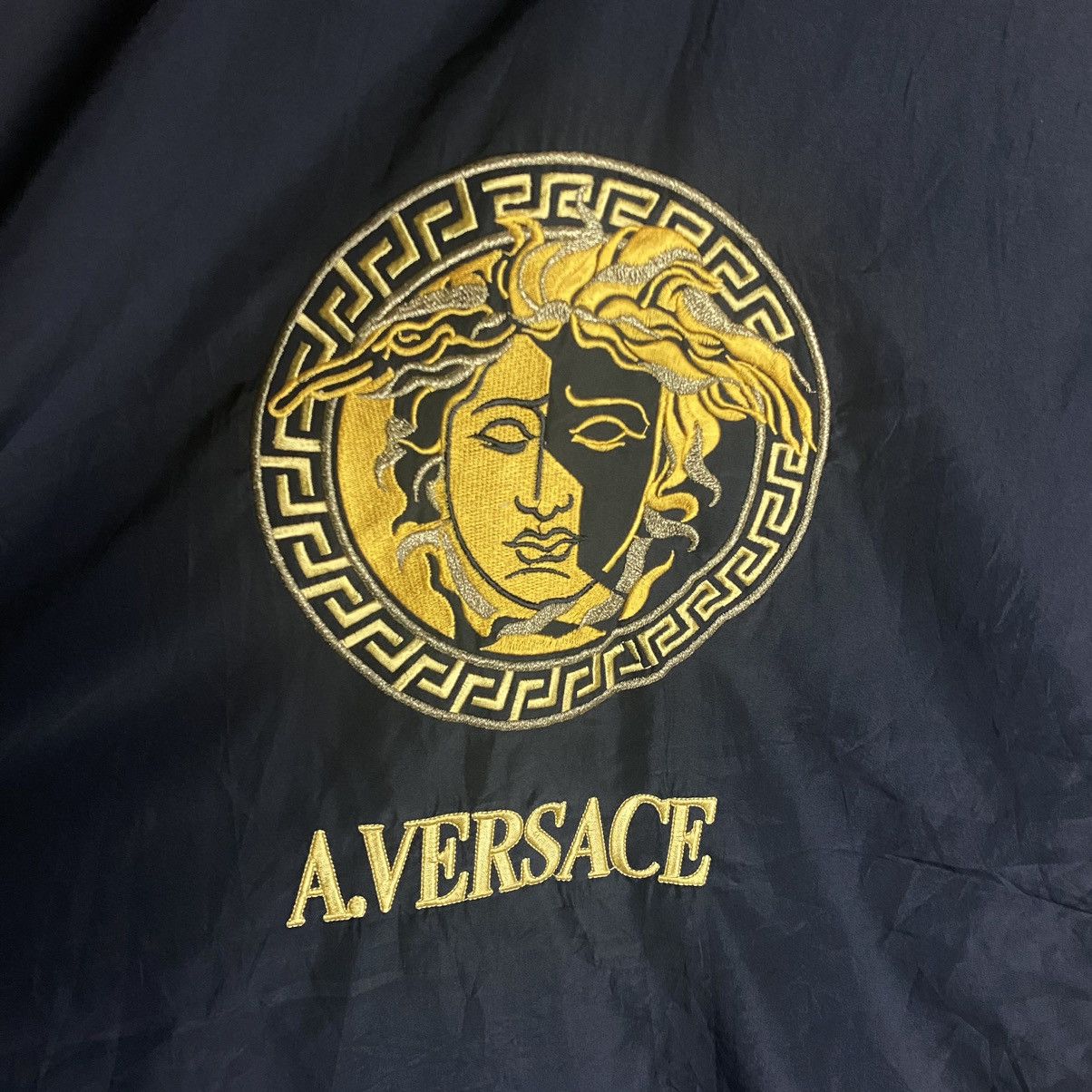 Vintage Vintage A.V. VERSACE Hoodie big logo MADUSA nice designer Size US L / EU 52-54 / 3 - 10 Thumbnail
