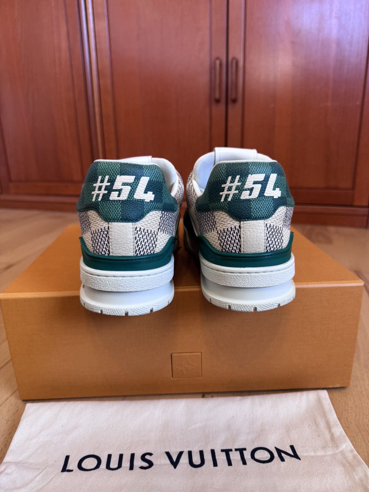 Louis Vuitton Louis Vuitton LV Trainer Green Damier By Pharell Size US 10 / EU 43 - 8 Thumbnail