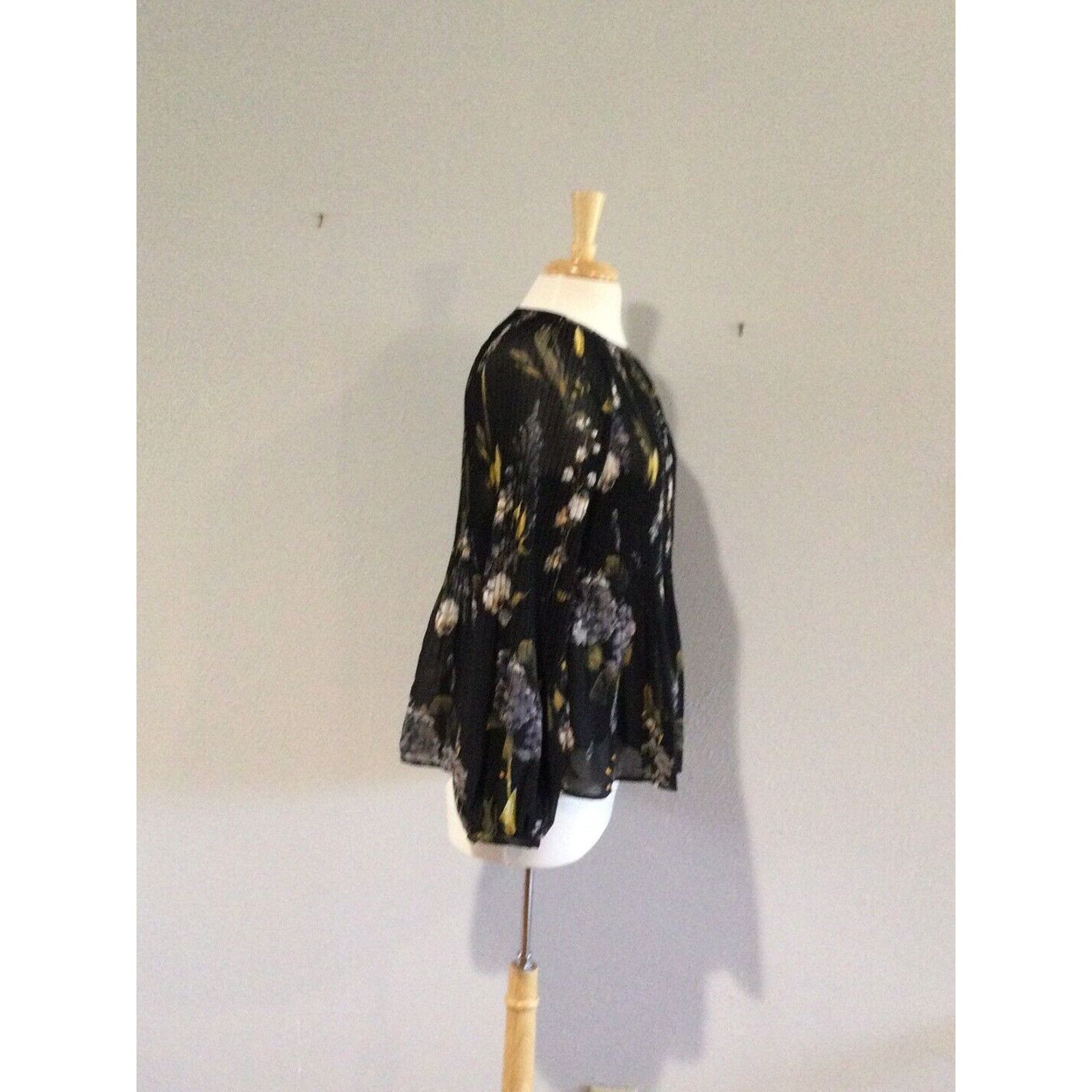 Other A New Day Floral Sheer Overlay w/Tank Underneath Top M Size M / US 6-8 / IT 42-44 - 4 Thumbnail