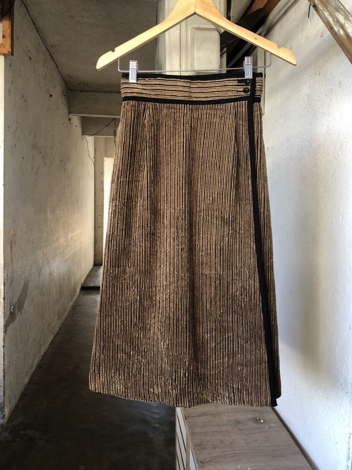 Yves Saint Laurent Rare❗️Vintage 90s Yves Saint Laurent Paris Corduroy Skirt Size 25" / US 0 / IT 36 - 1 Thumbnail