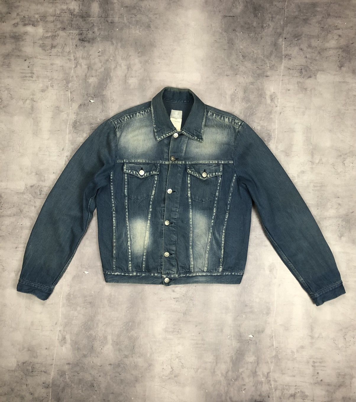 Versace × Vintage versace jeans couture Vintage Denim Jacket Size M / US 6-8 / IT 42-44 - 1 Thumbnail