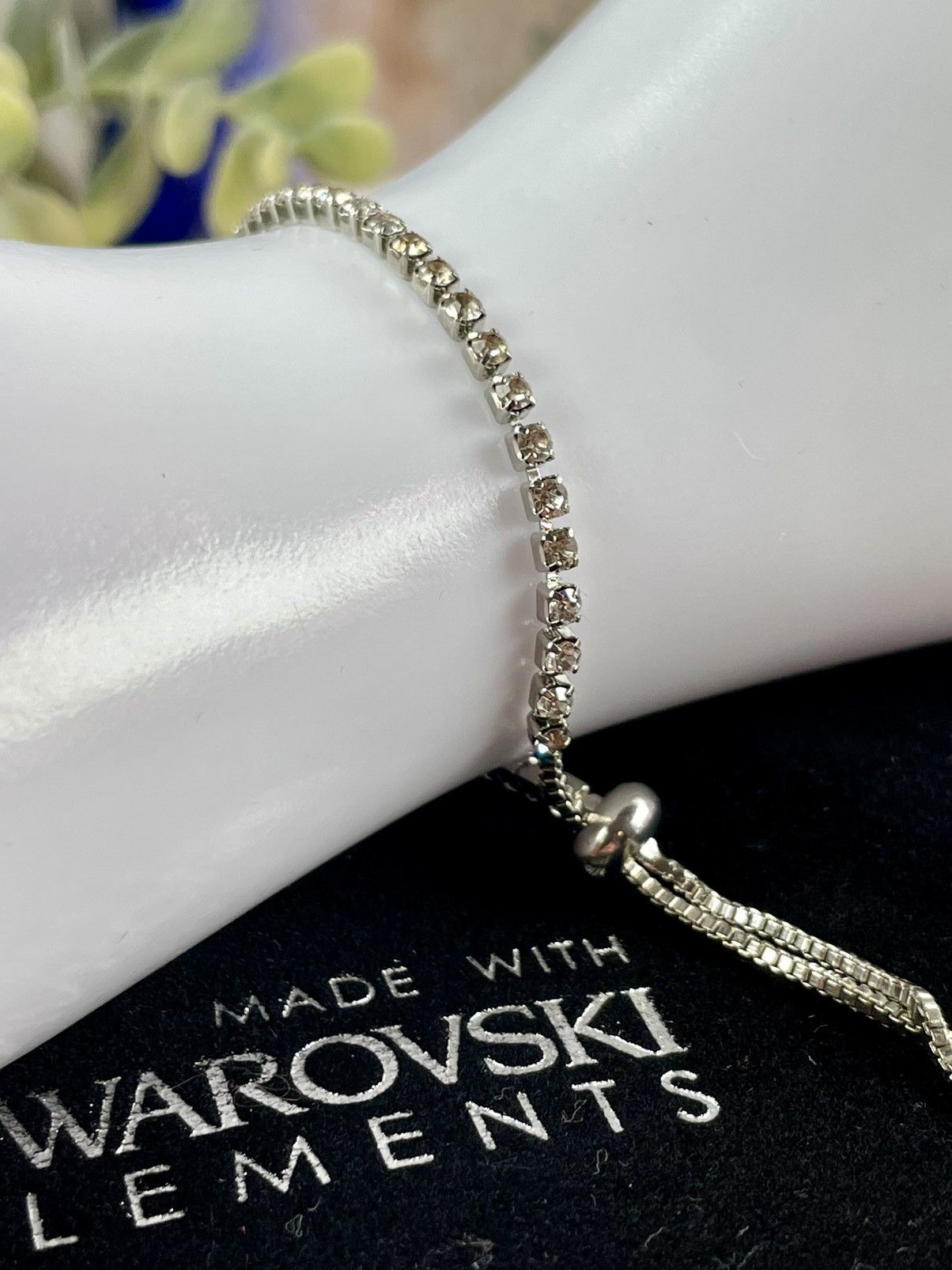 Swarovski GORGEOUS SWAROVSKI BOLO BRACELET.. Platinum Size ONE SIZE - 1 Thumbnail