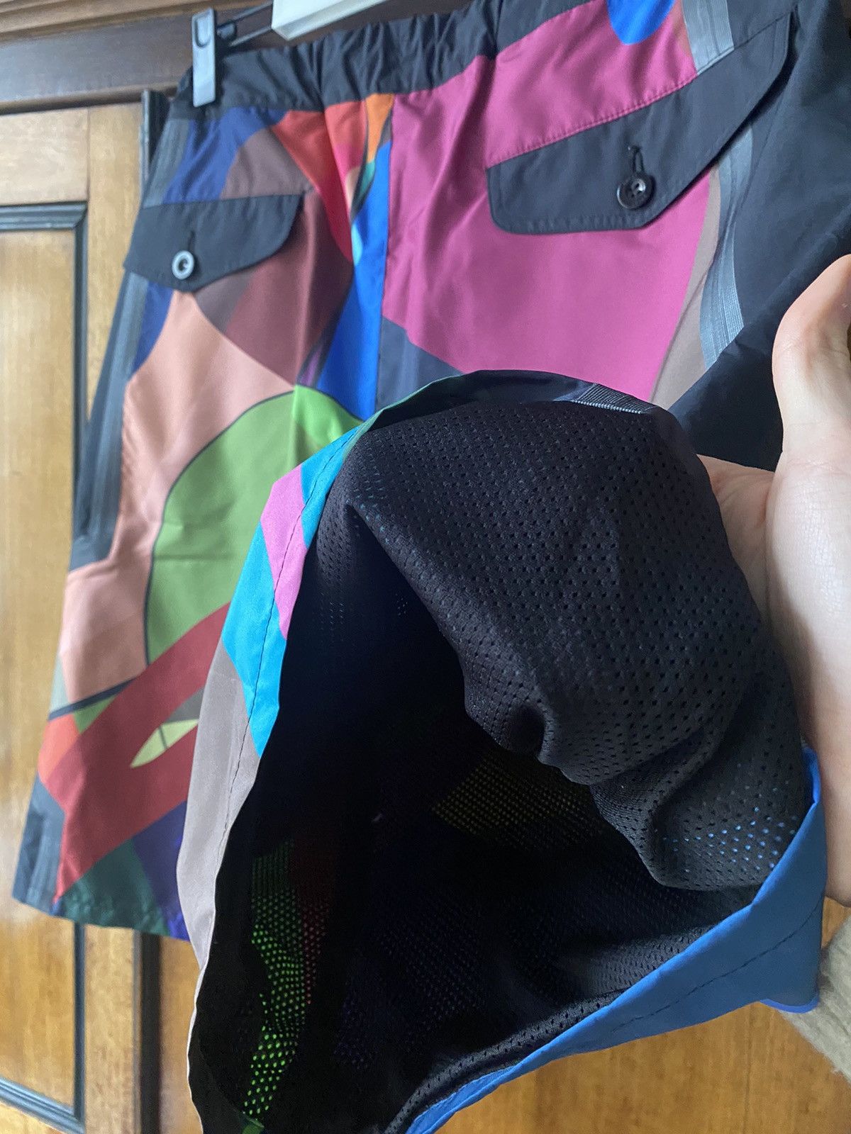 Kaws Kaws X Sacai printed drawstring shorts Size US 30 / EU 46 - 10 Thumbnail