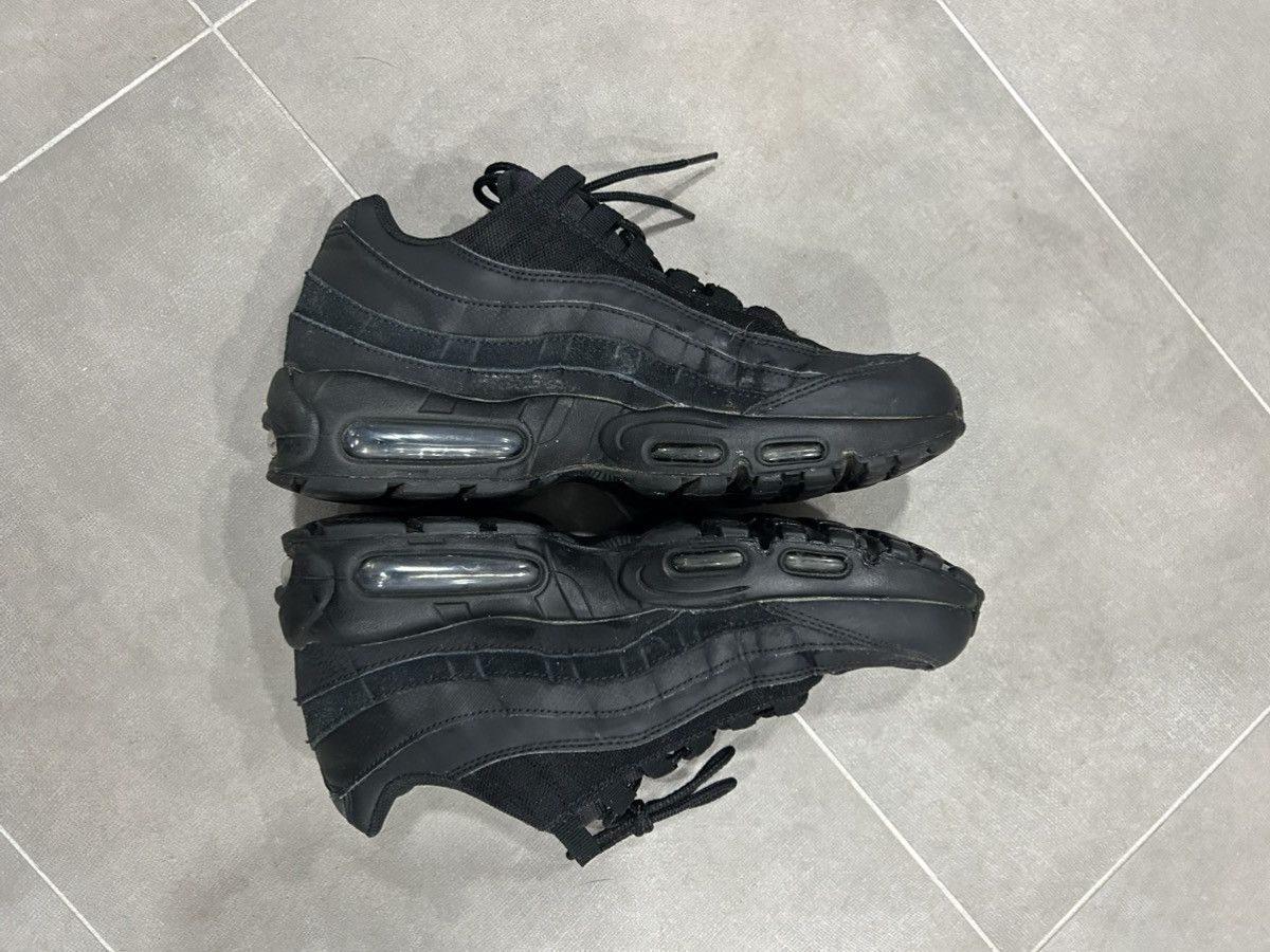 Nike Nike Air Max 95 Black Size US 9 / EU 42 - 4 Thumbnail