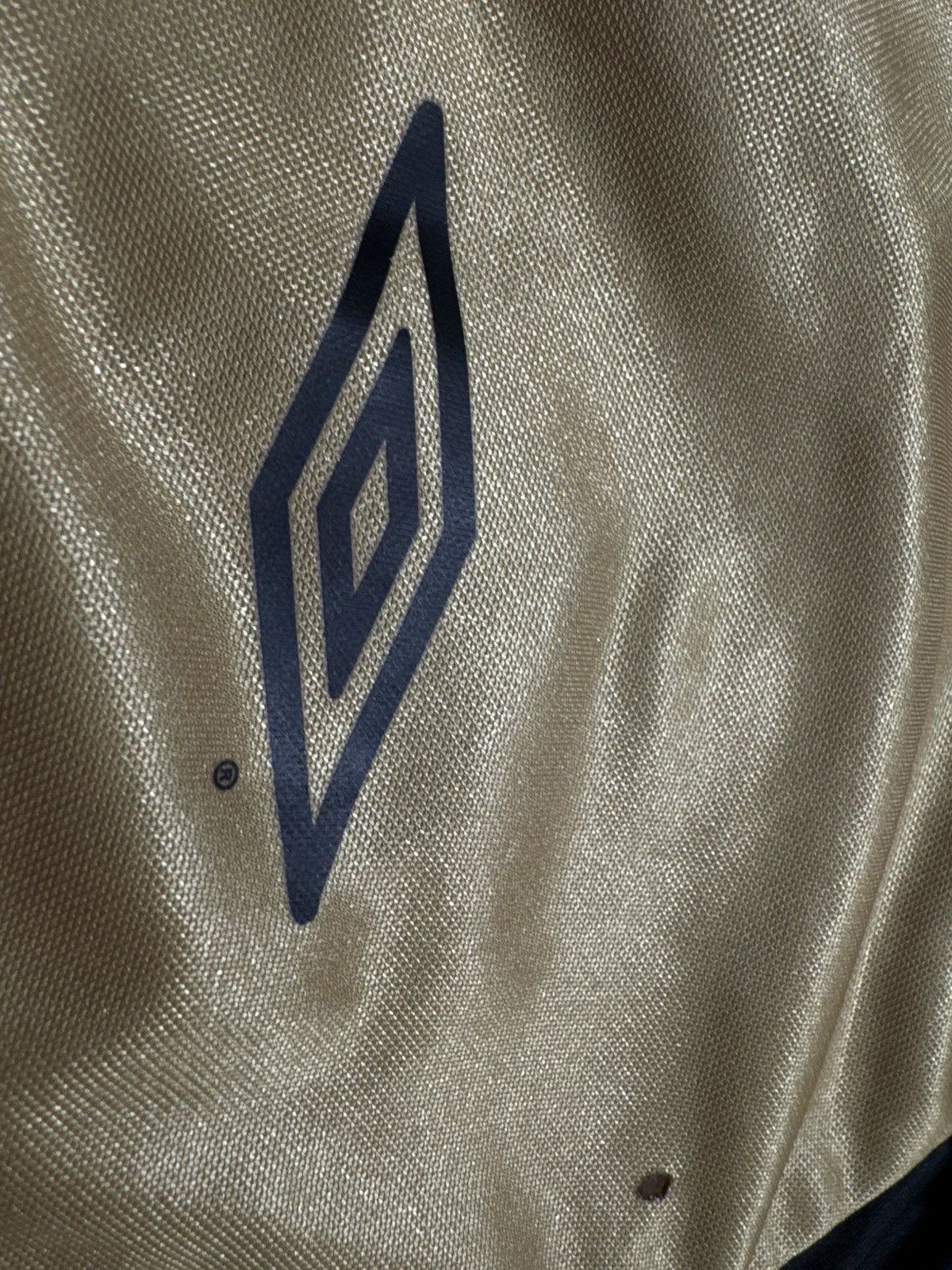 Umbro Umbro Manchester United 2001/2002 Reversible Soccer Jersey Size US XL / EU 56 / 4 - 16 Thumbnail
