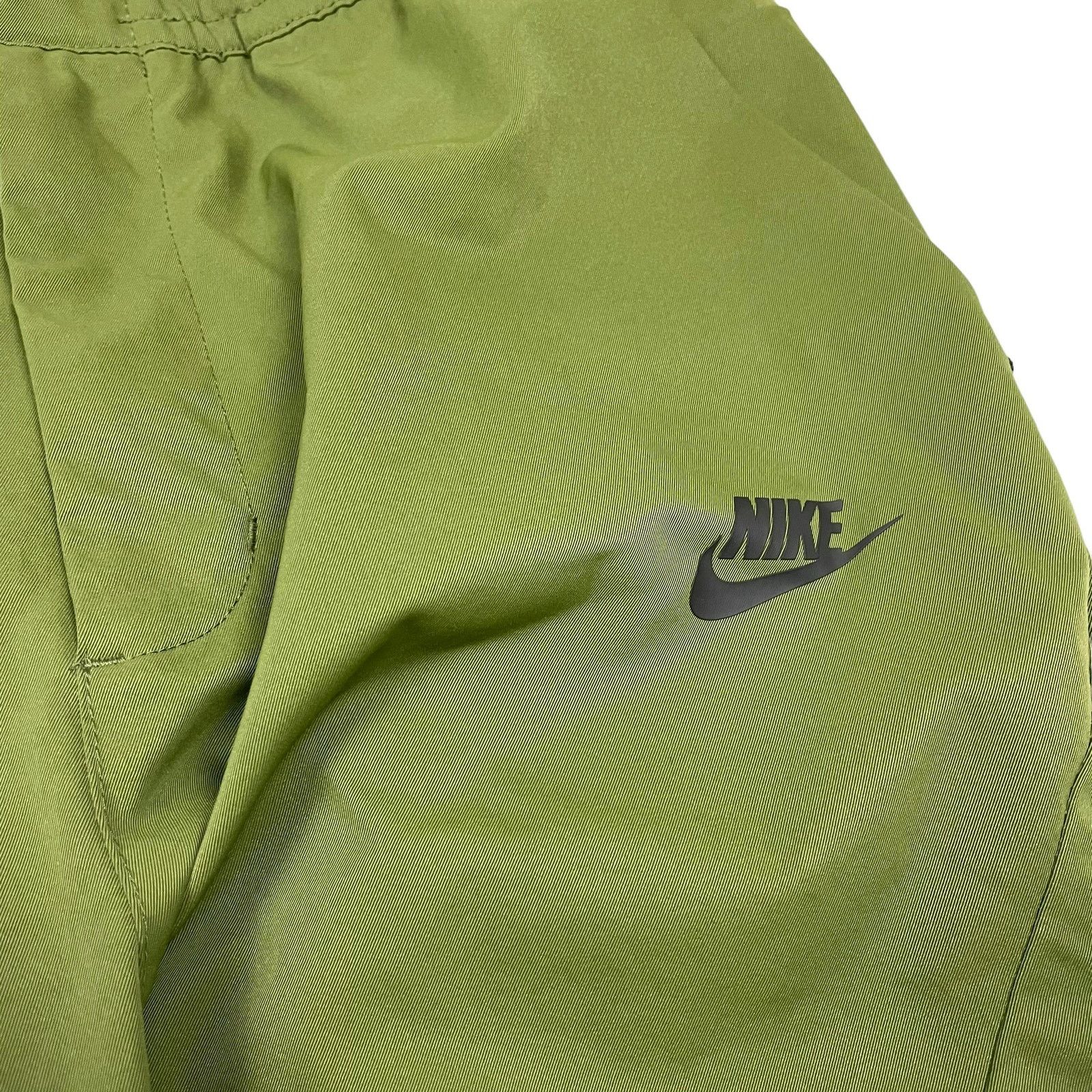 Nike Nike Sportswear Tech Essentials Men's Green Commuter Pants S Size US 30 / EU 46 - 3 Thumbnail