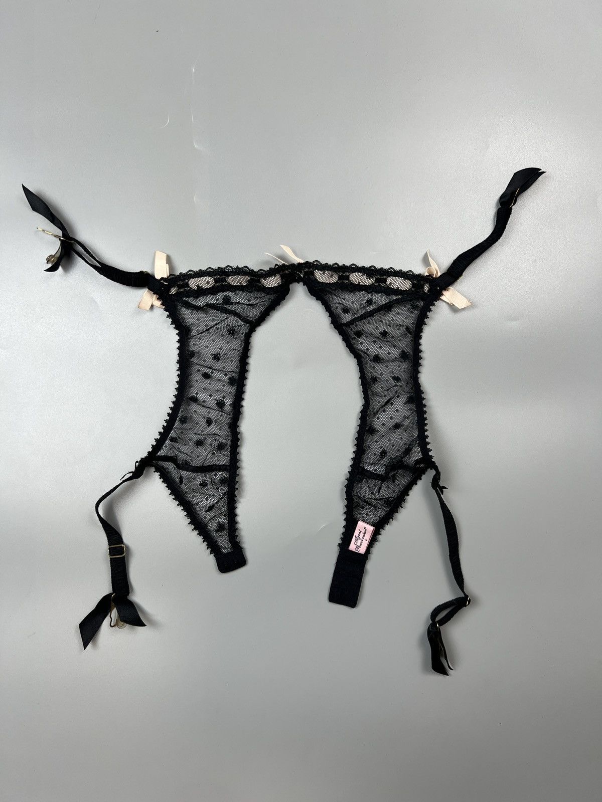 Designer Agent Provocateur Threadwork Bra And Suspender (Y0599) Size L / US 10 / IT 46 - 18 Thumbnail