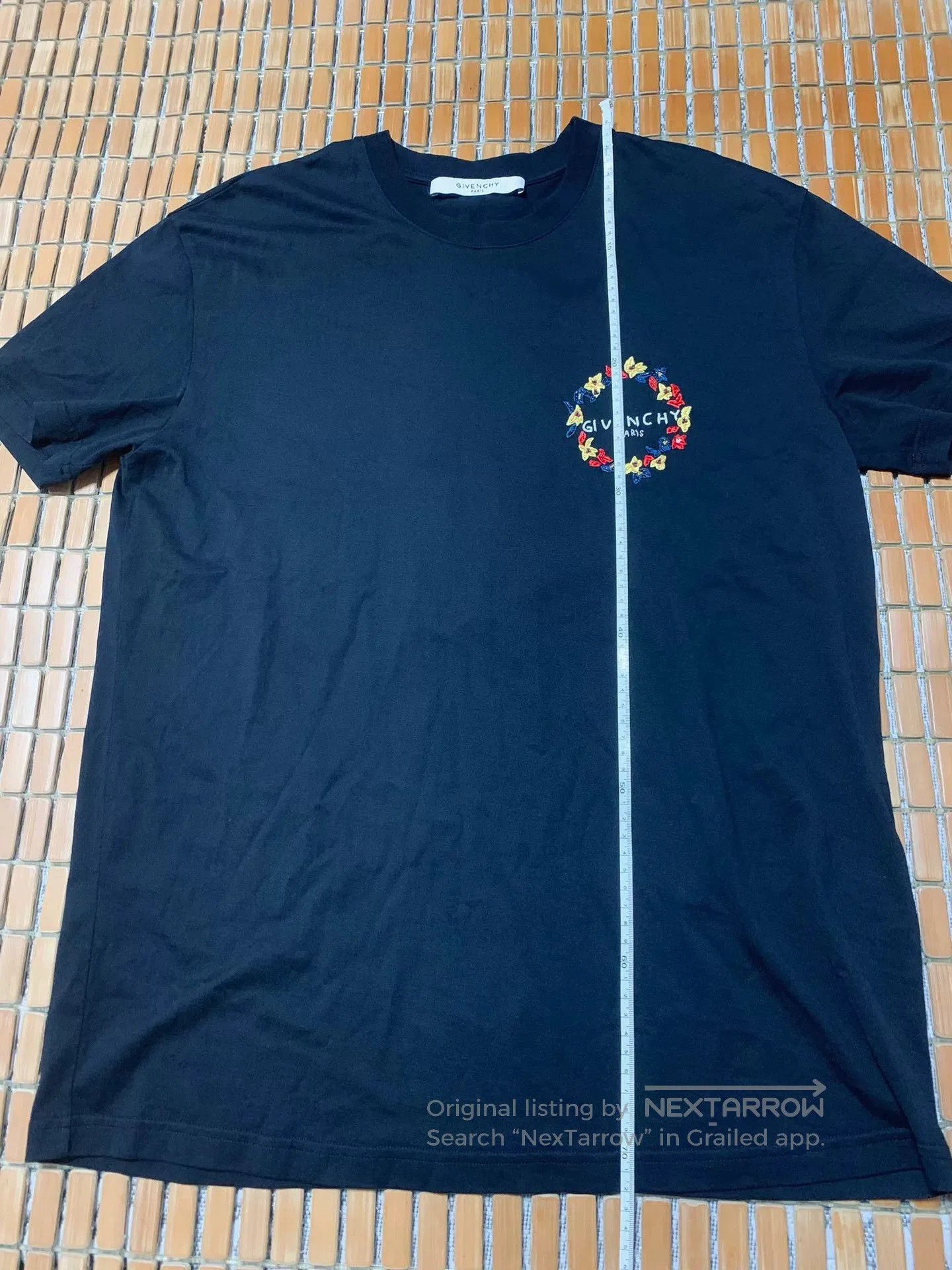 Givenchy Givenchy Beaded Floral Embroidery Tee. Size XS / US 0-2 / IT 36-38 - 7 Thumbnail