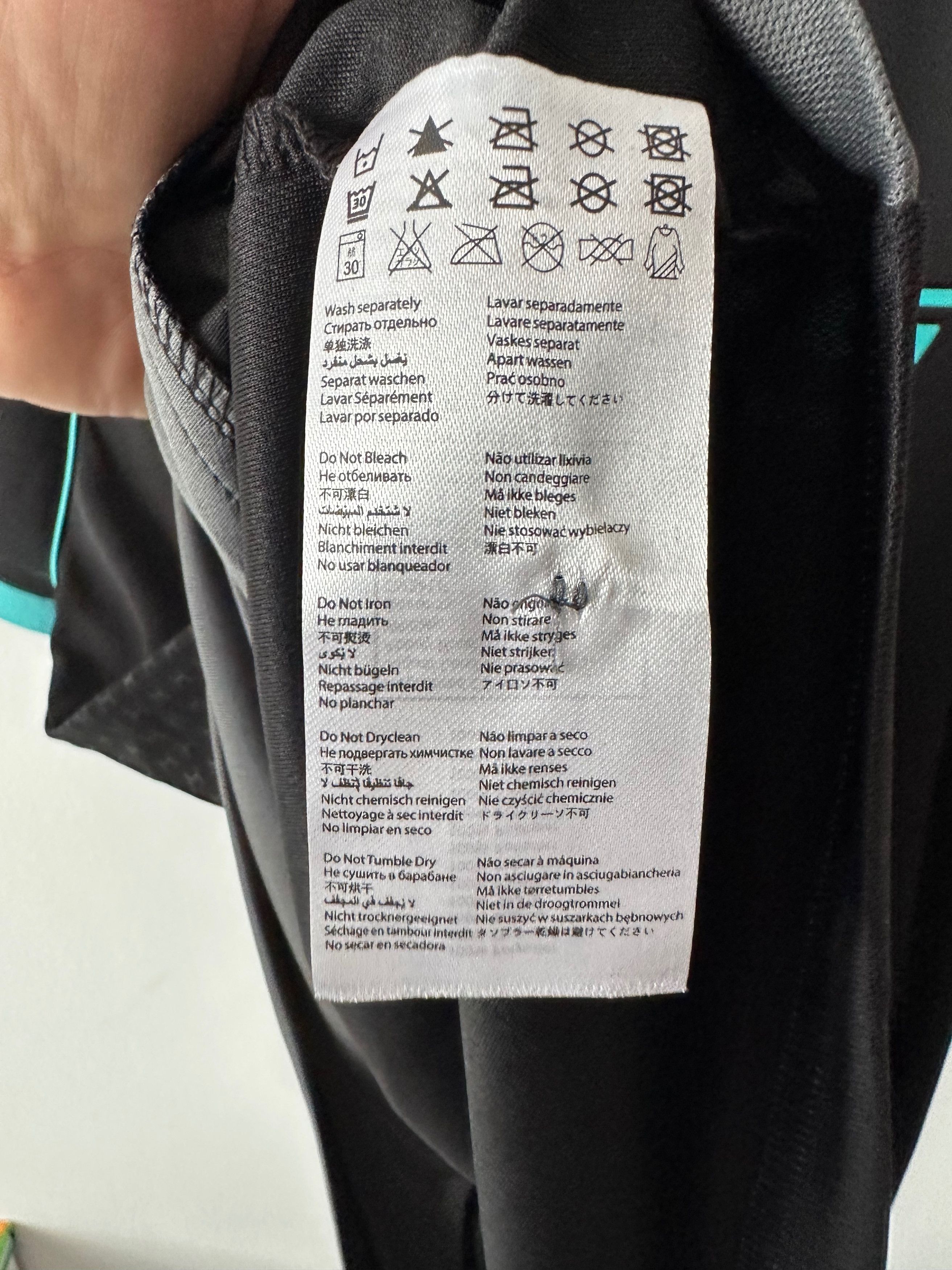 Formula 1 JAGUAR TCS RACING FORMULA E T-SHIRT jersey panasonic Size US M / EU 48-50 / 2 - 10 Thumbnail