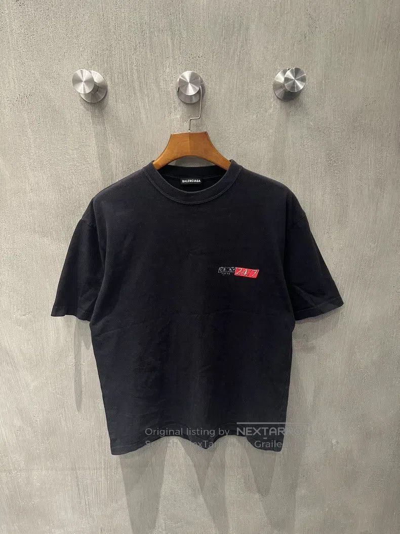 Balenciaga Balenciaga Short-sleeve Size US XS / EU 42 / 0 - 1 Thumbnail