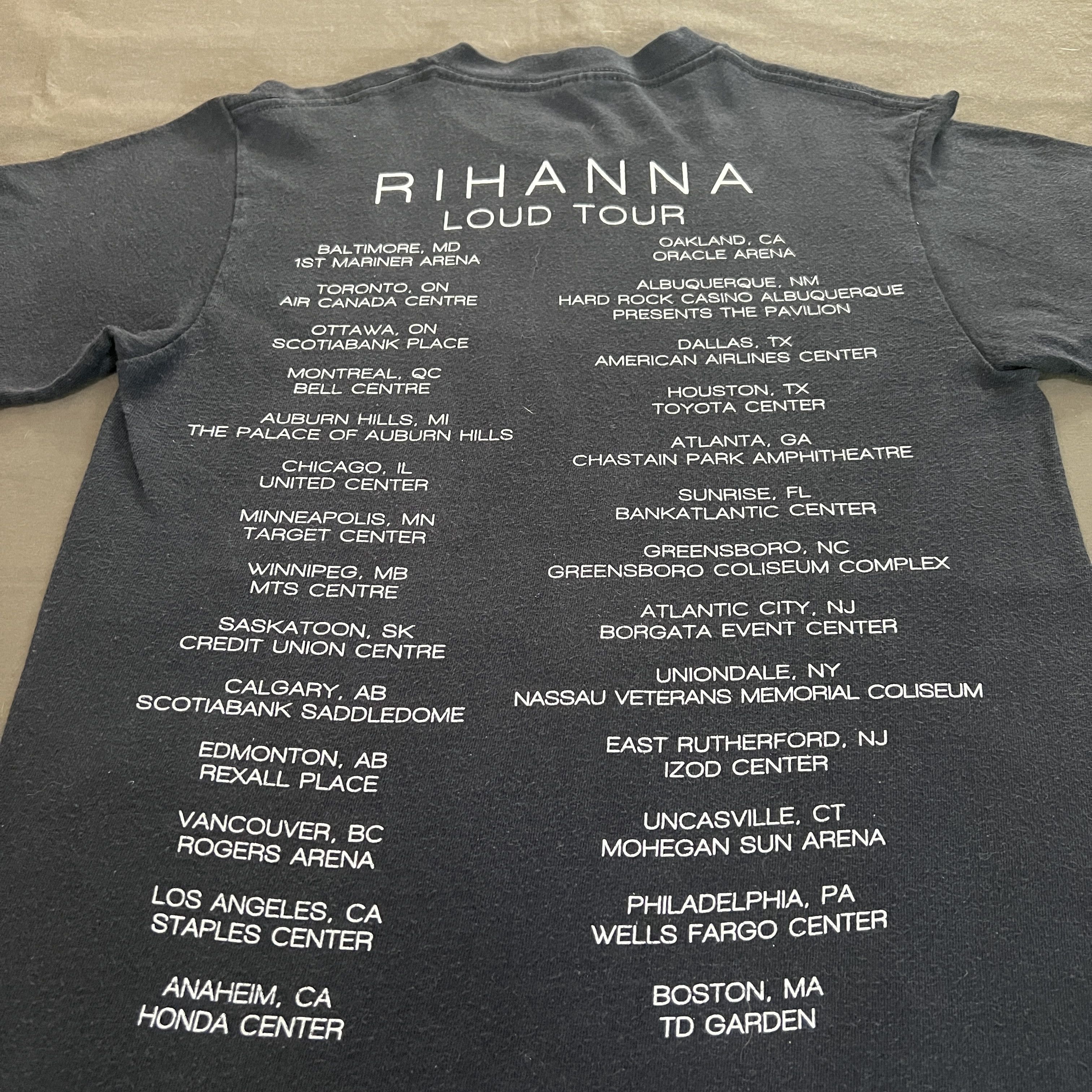 Band Tees × Rap Tees Rihanna Loud Promo Tour Tee Size US S / EU 44-46 / 1 - 6 Thumbnail