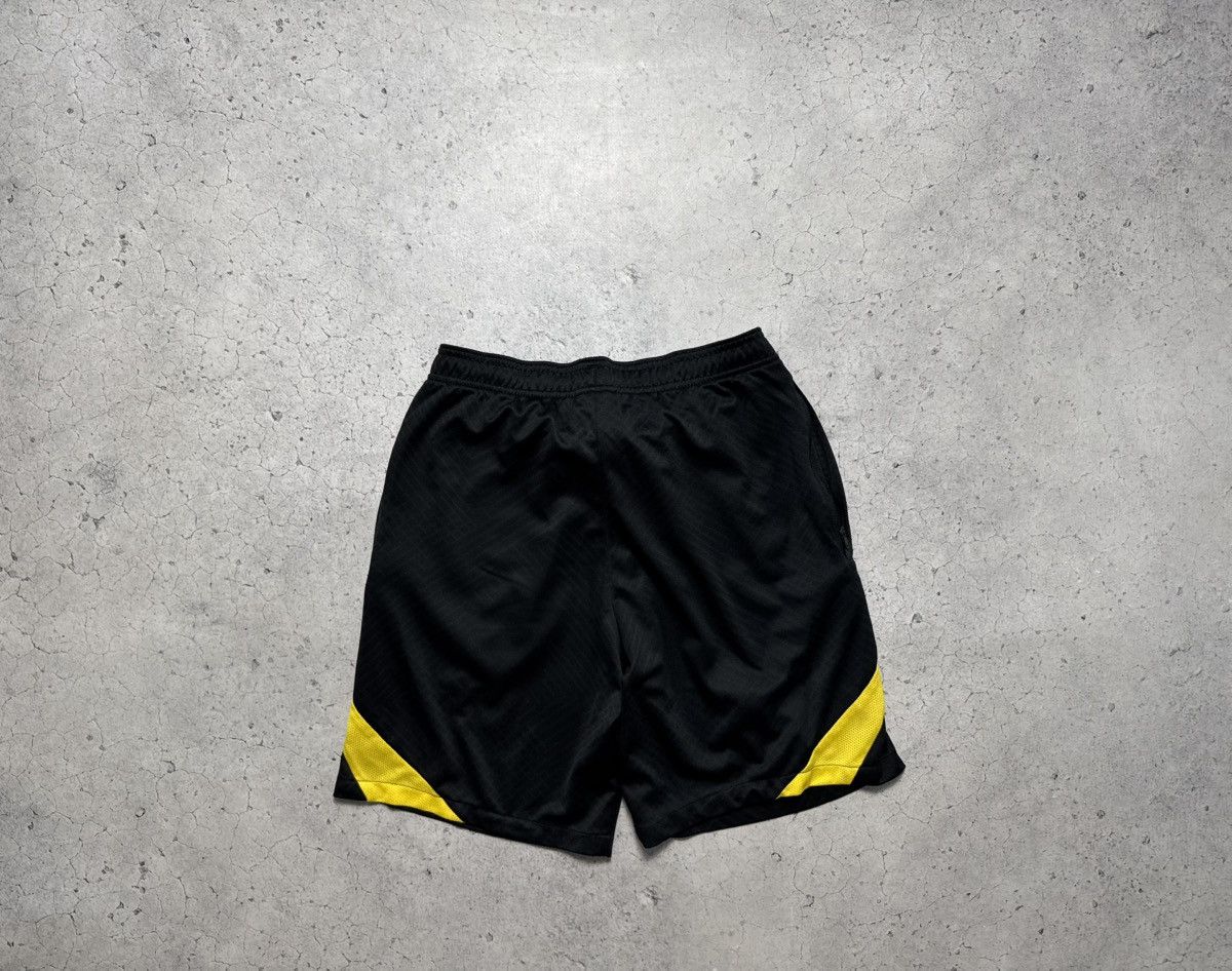 Jordan Brand Nike AIR Jordan FC PSG Paris Saint Germain Football Shorts Size US 30 / EU 46 - 8 Thumbnail
