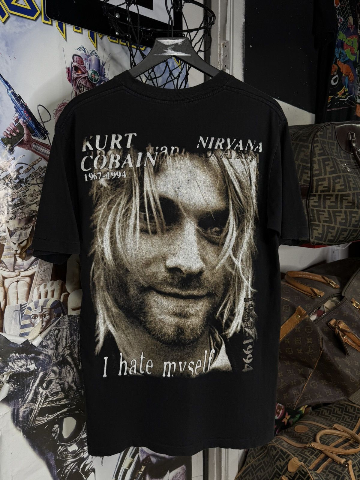 Vintage Vintage 90’s Kurt Cobain T-Shirt Rare Nirvana Tee Size Med Size US M / EU 48-50 / 2 - 7 Thumbnail