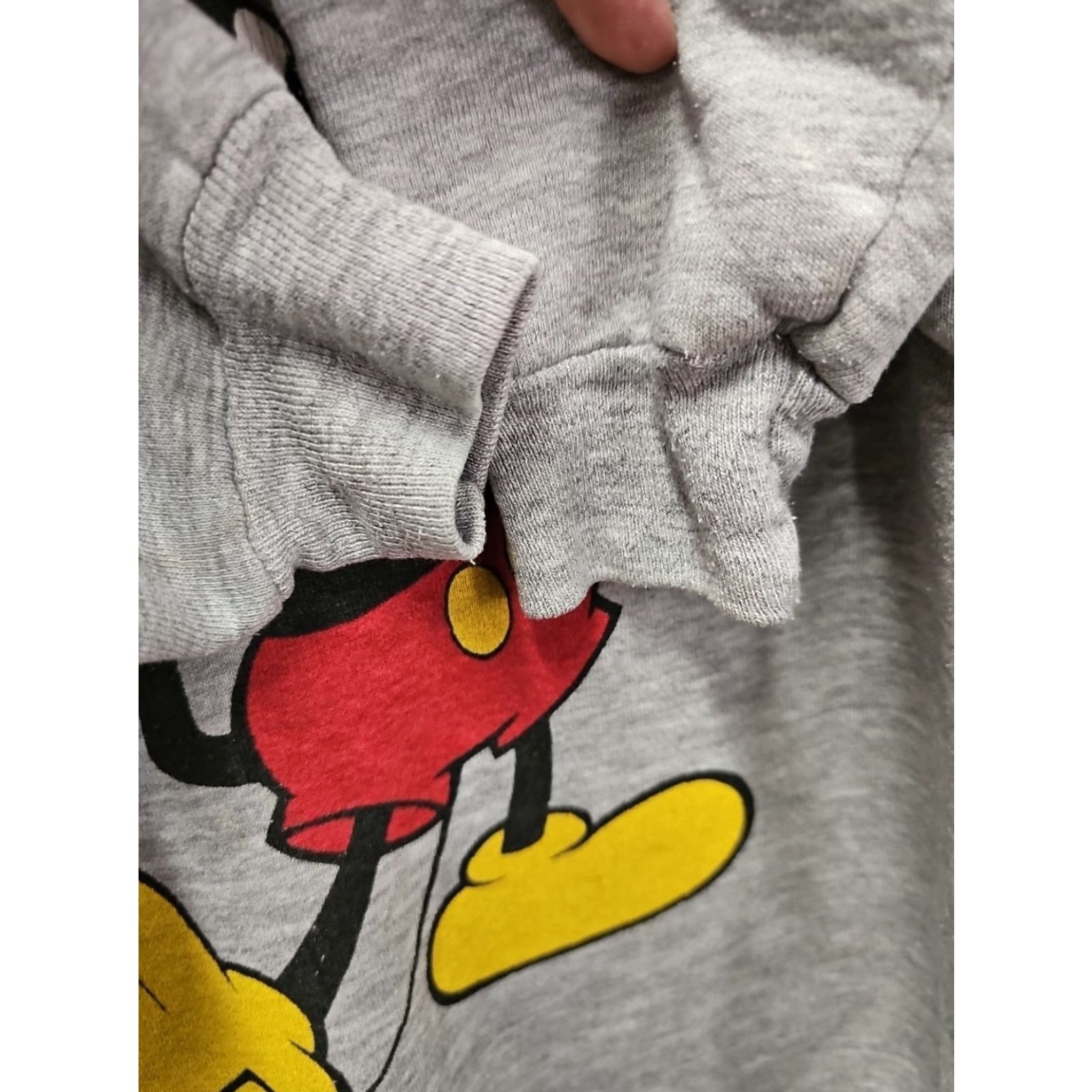 Disney VINTAGE Disney Mickey Mouse Sweatshirt Raglan Adult XL Gray Crew Neck Long Sleeve 90s Retro USA Cartoon Cotton Polyester Rayon Logo Graphic Print Size US XL / EU 56 / 4 - 5 Thumbnail