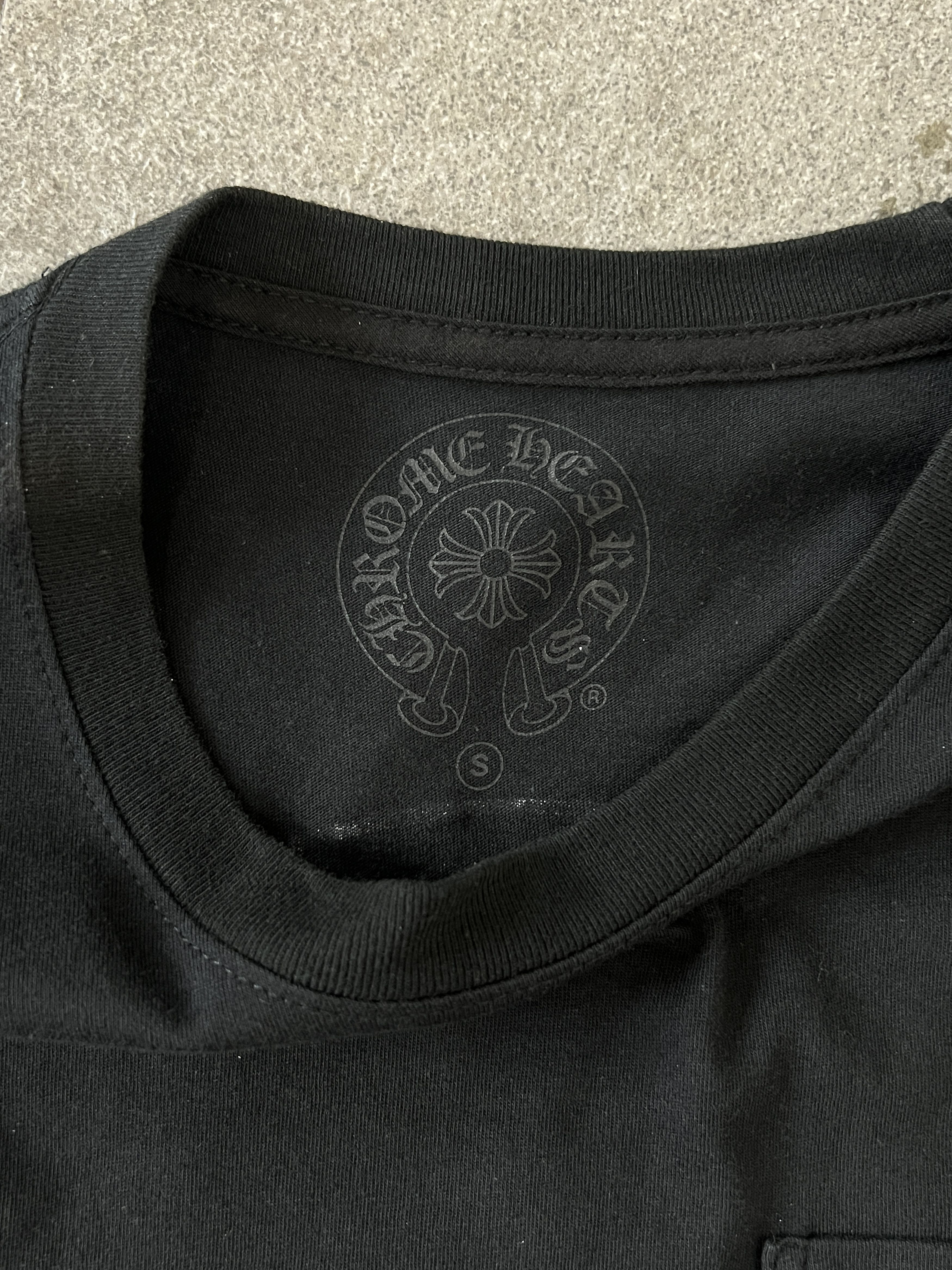 Chrome Hearts Chrome Hearts Staff L/S Pocket Tee Black Red Small Size US S / EU 44-46 / 1 - 6 Thumbnail