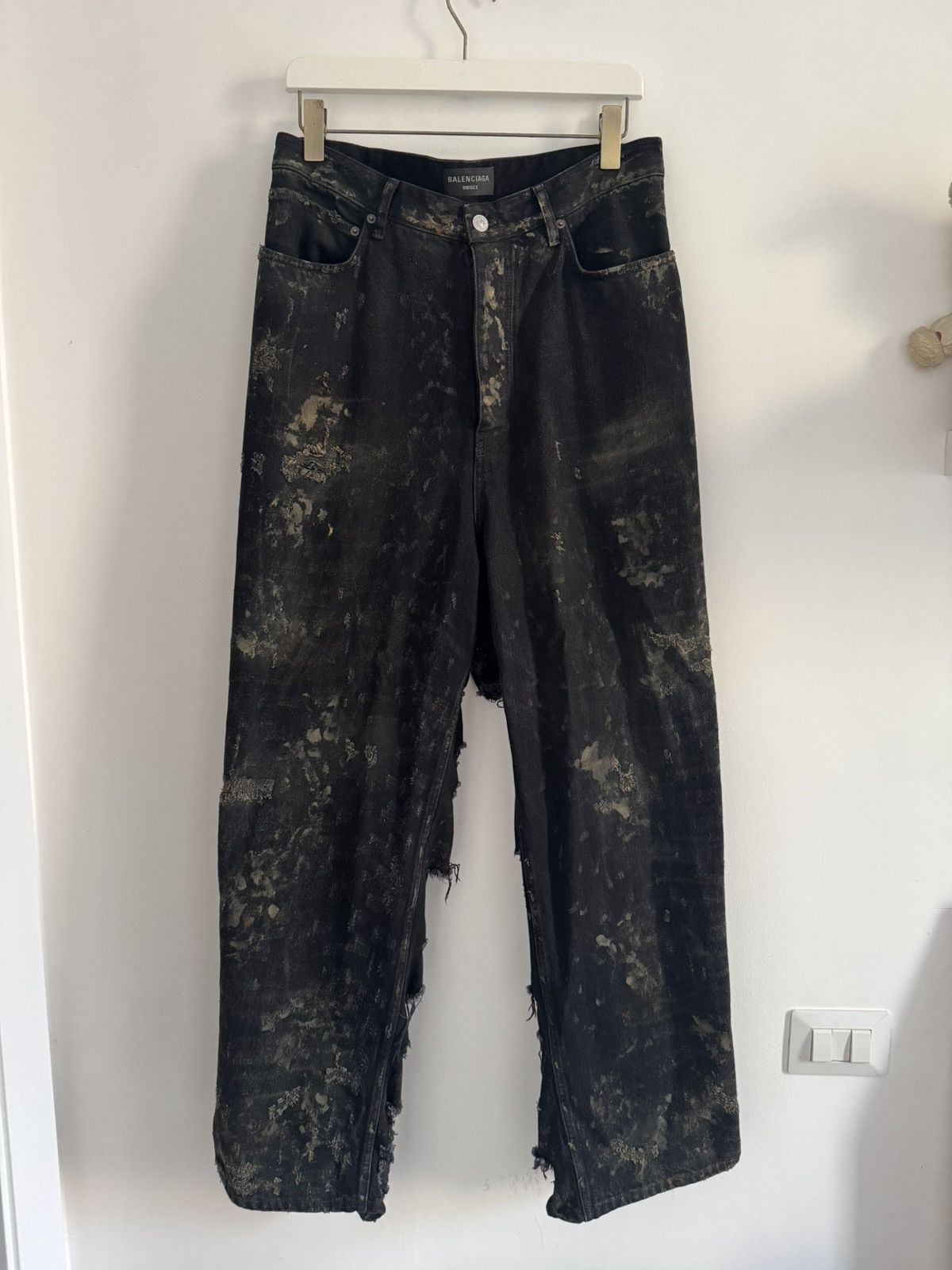 Balenciaga Balenciaga Mud Show Baggy Jeans Size US 36 / EU 52 - 1 Thumbnail