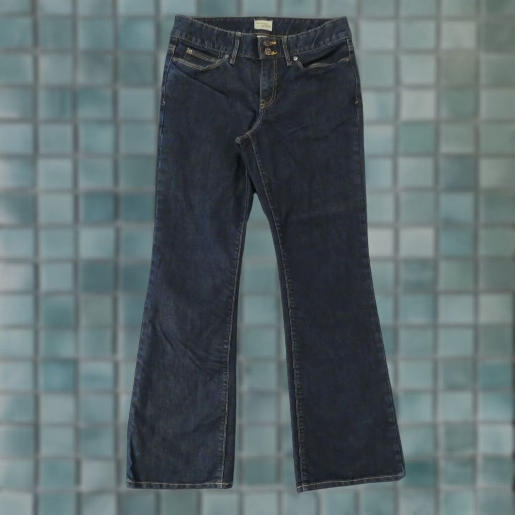 Gap Gap Jeans Womens 8 Essential Bootcut Mid Rise Dark Wash Ladies Size 30" / US 8 / IT 44 - 1 Thumbnail