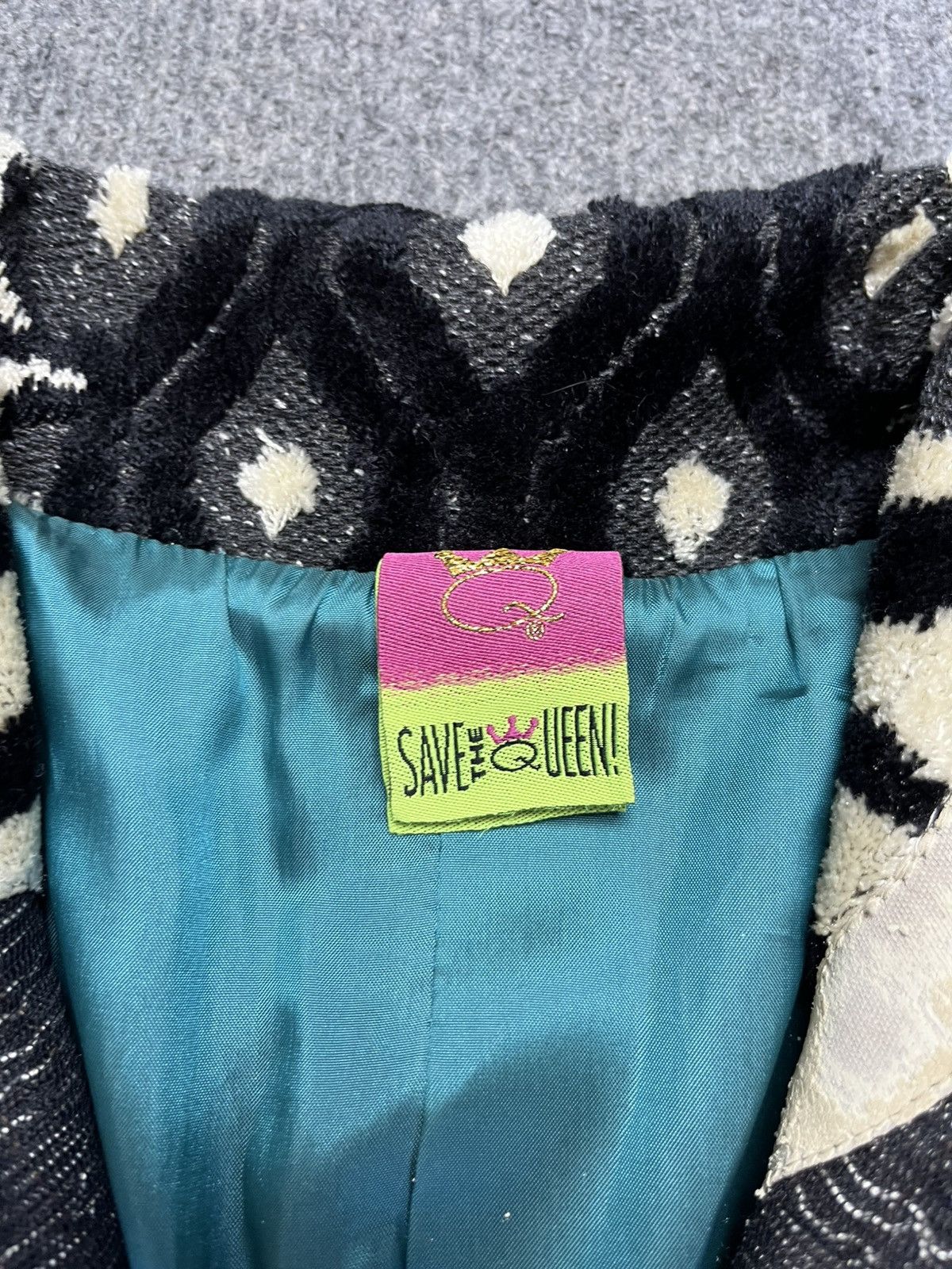 Save the queen women blazer