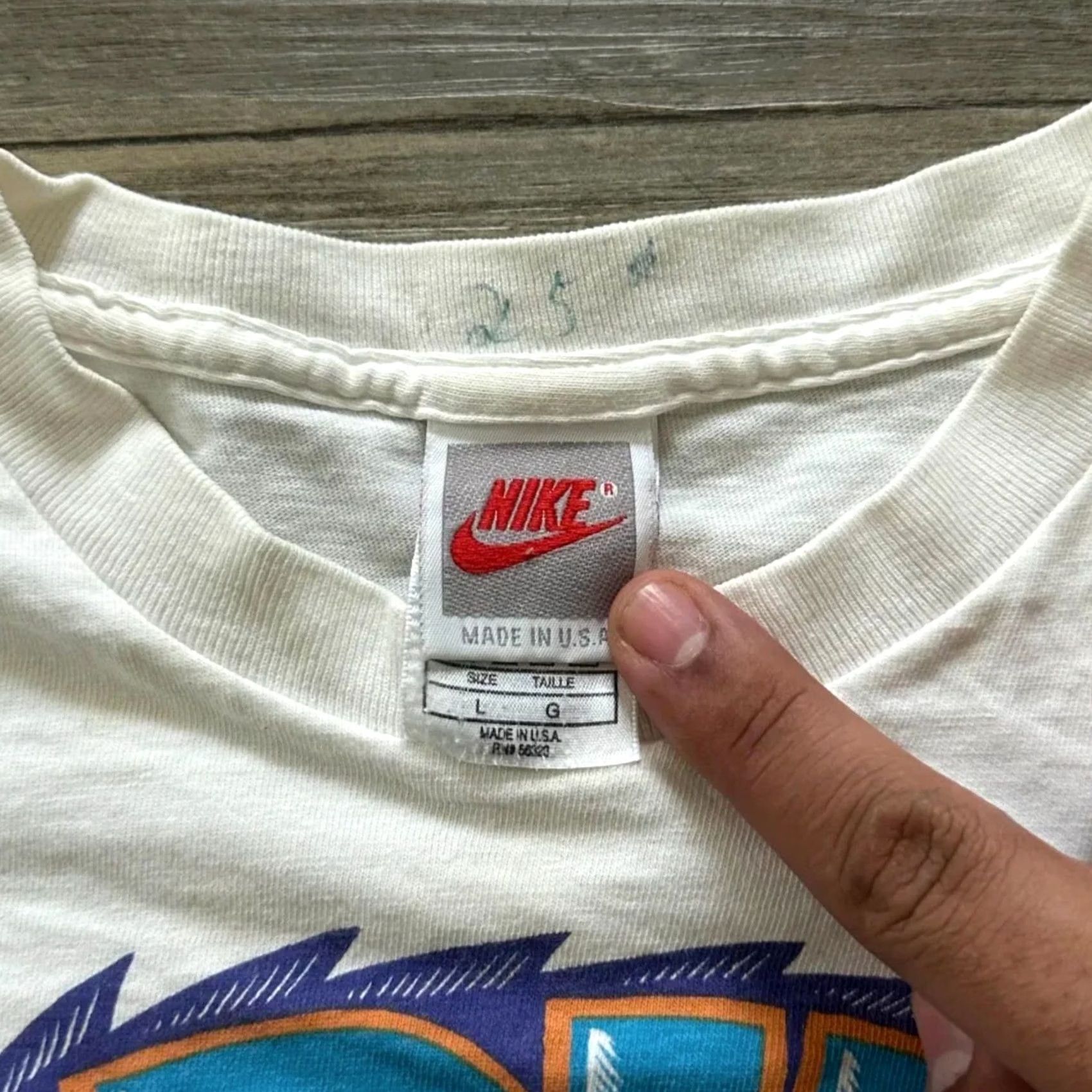 Nike VINTAGE Scottie Pippen Nike Hoop Heroes Chris Gall T-Shirt L Mens White Size US L / EU 52-54 / 3 - 4 Thumbnail
