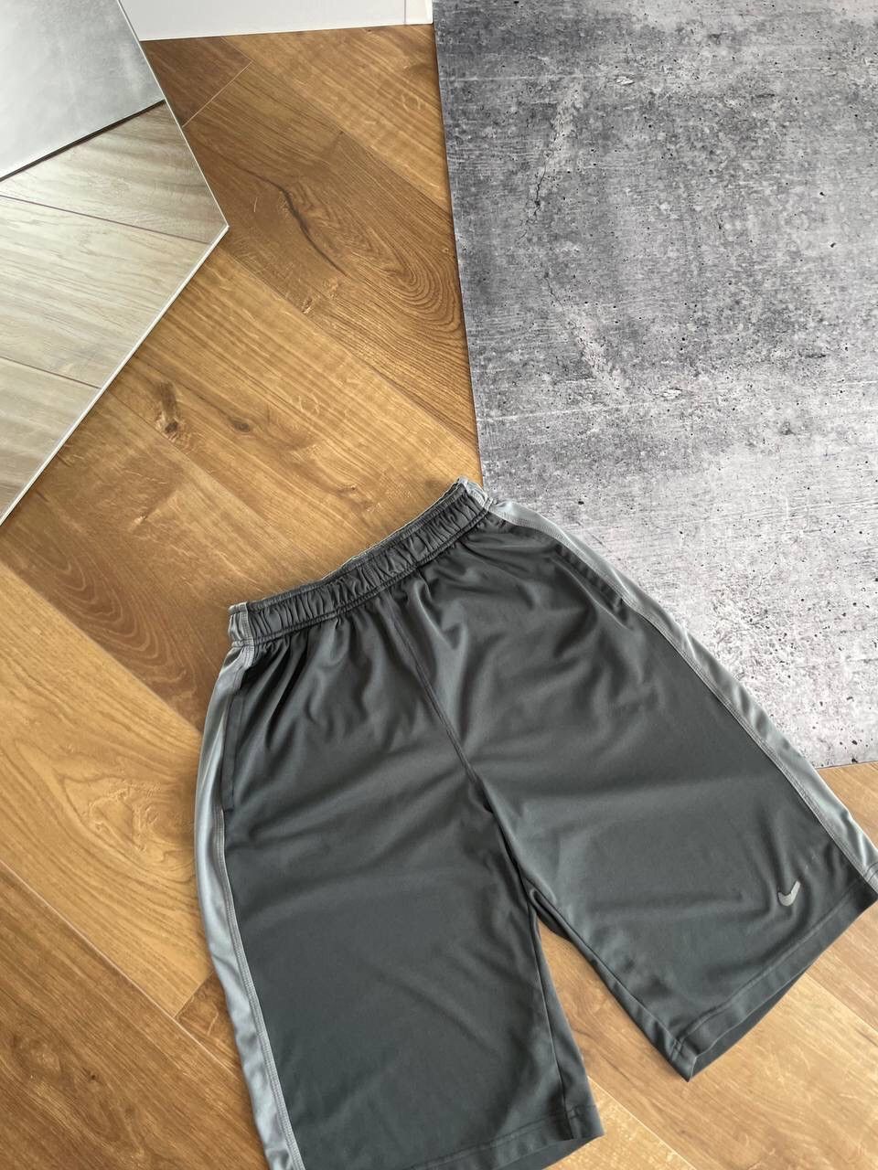 Nike Vintage Nike 90’s Y2K Style Drill Grey Rap Wide Leg Shorts Size US 29 - 3 Thumbnail