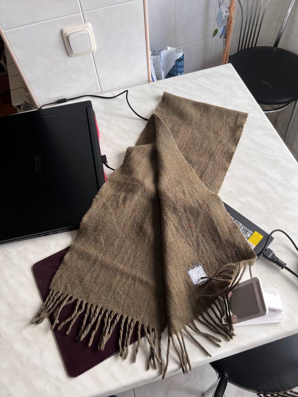 Girl Skateboards vintage bitch skateboard olive wool scarf streetwear y2k Size ONE SIZE - 9 Thumbnail