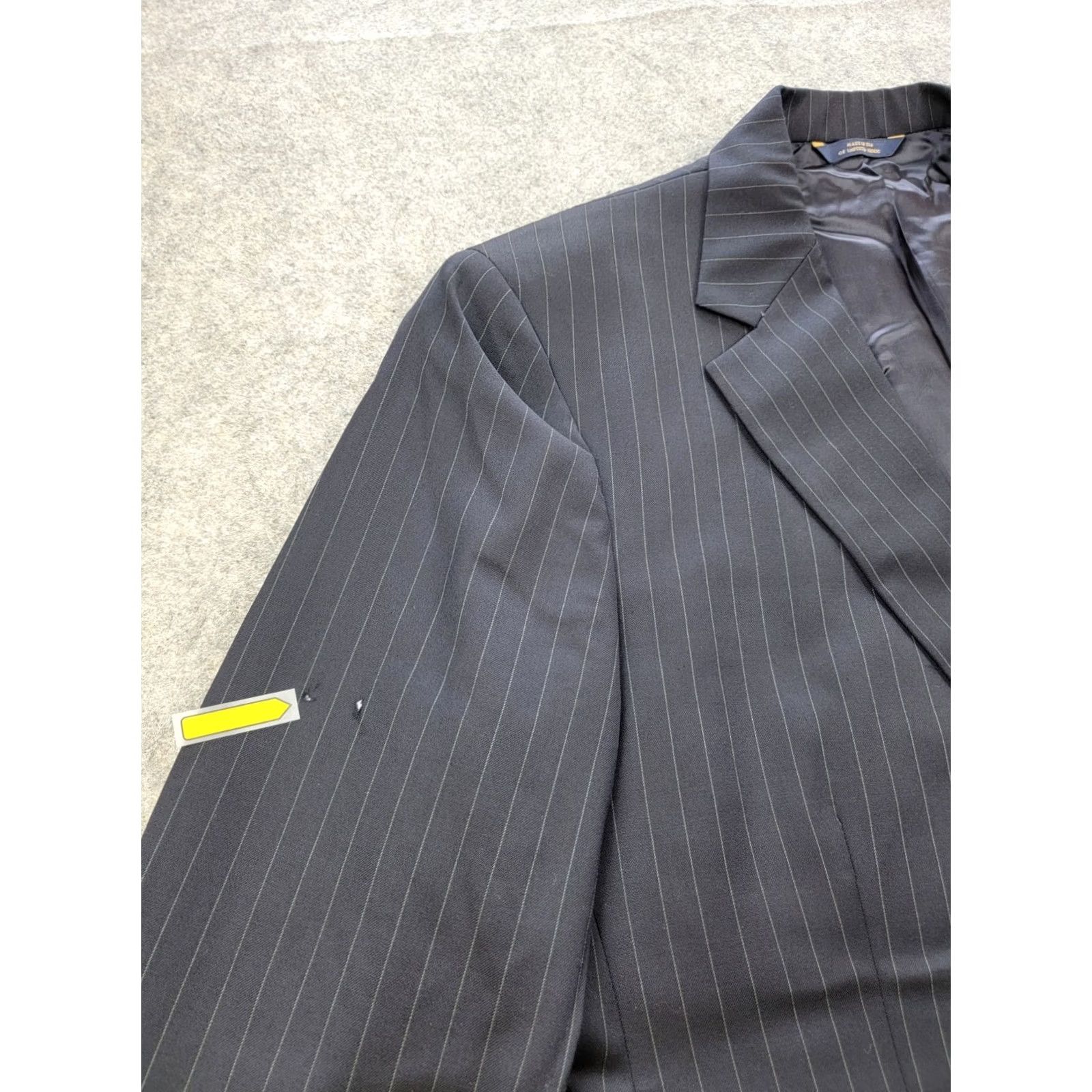 Brooks Brothers Brooks Brothers Suit Jacket Mens 41R Blue Pinstripe Wool 100% Madison Size 42R - 4 Thumbnail