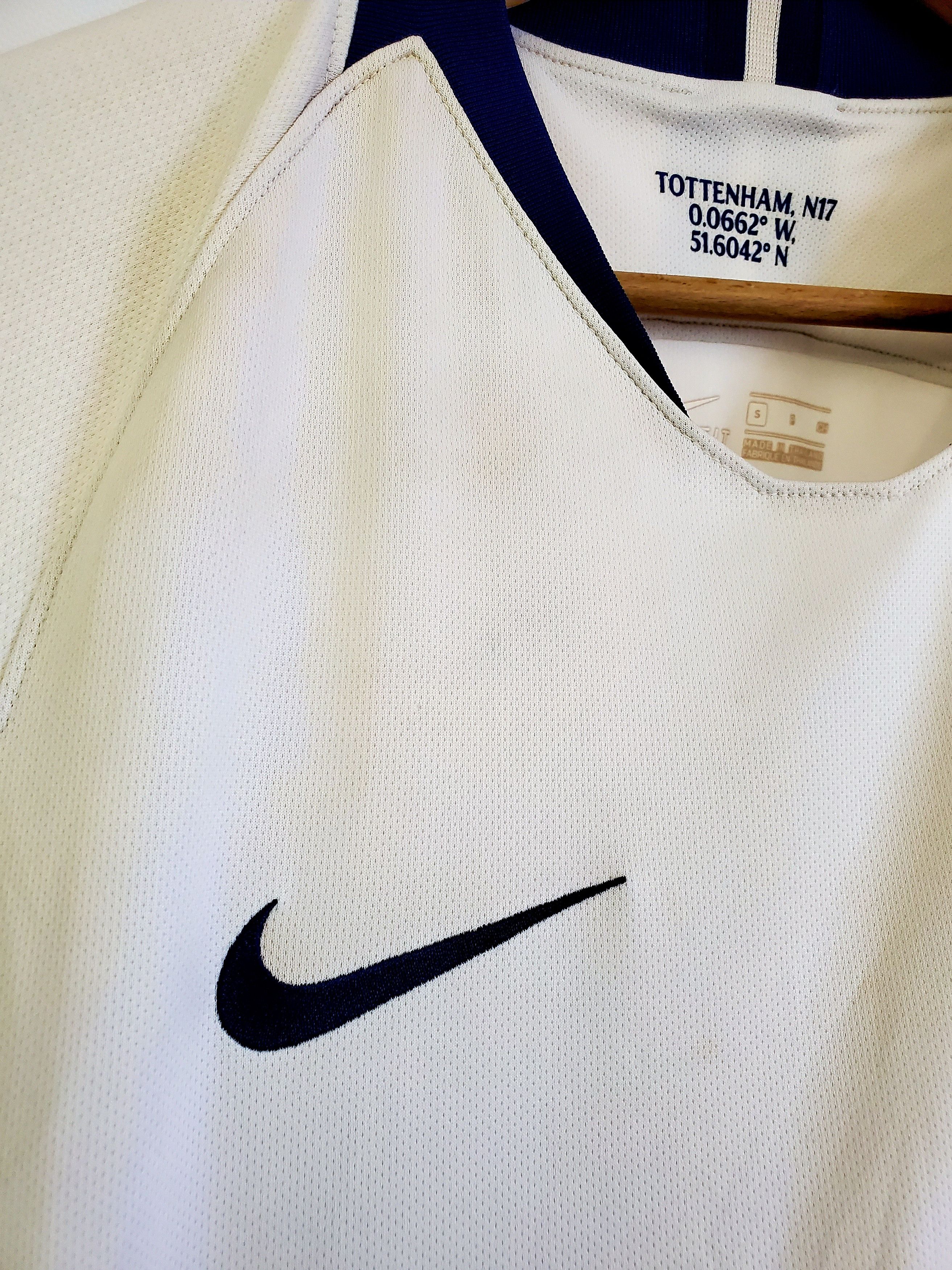 Nike Tottenham 2018-19 home nike soccer jersey size S Size US S / EU 44-46 / 1 - 4 Thumbnail