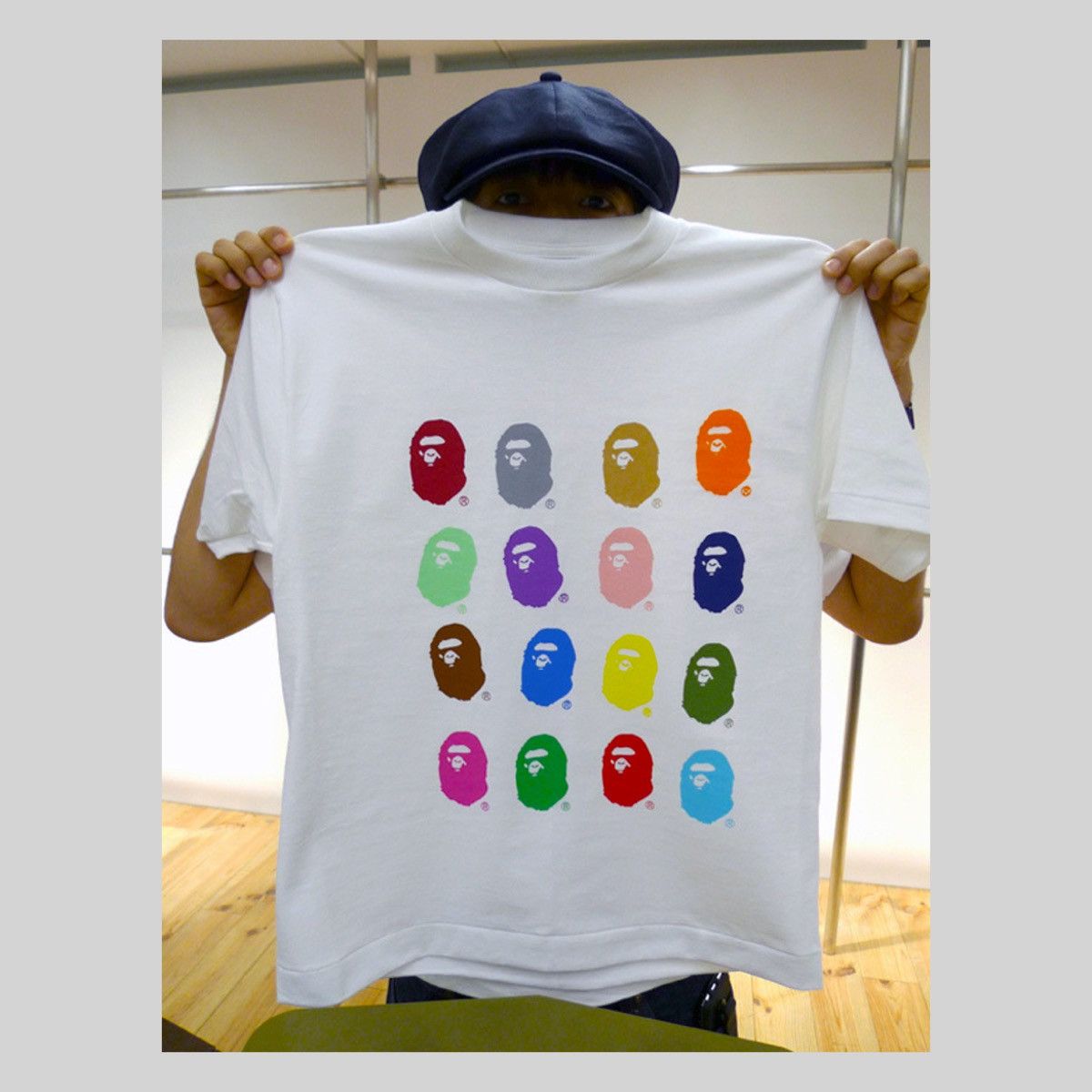Bape Handprint Tee Size S / US 4 / IT 40 - 8 Thumbnail