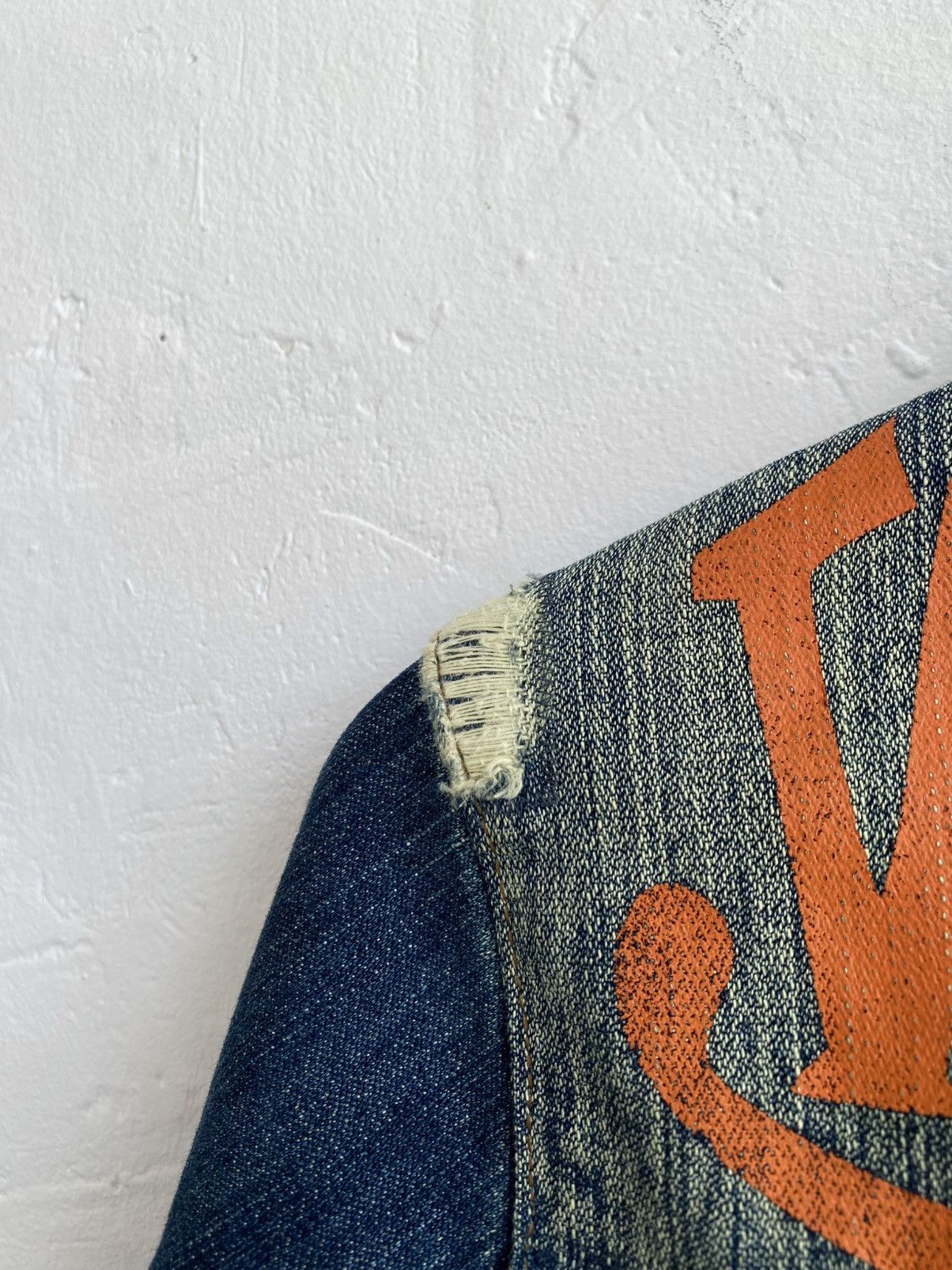 Ed Hardy × Vintage × Von Dutch Von Dutch Distressed Denim Jacket Y2K Size XS / US 0-2 / IT 36-38 - 4 Thumbnail