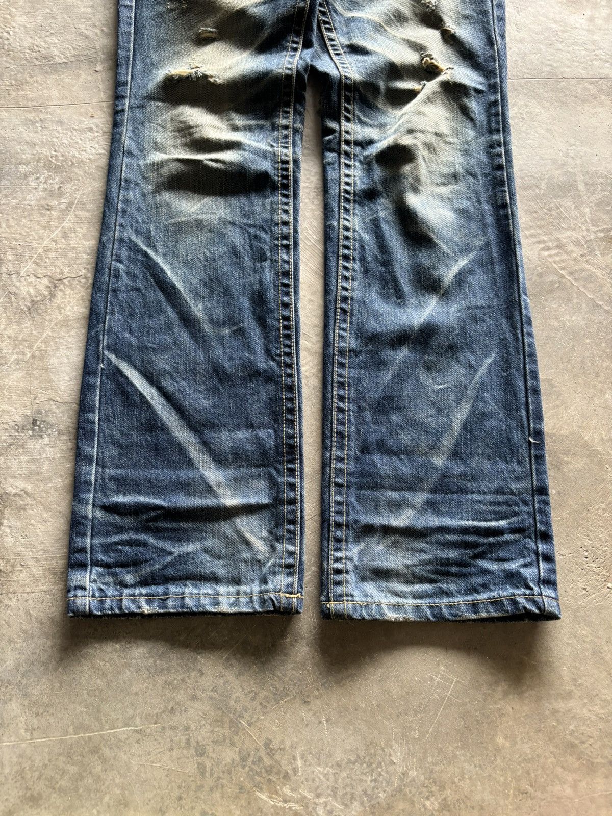 Japanese Brand y2k rusty lolita union jack japanese jeans distressed style Size US 32 / EU 48 - 15 Thumbnail