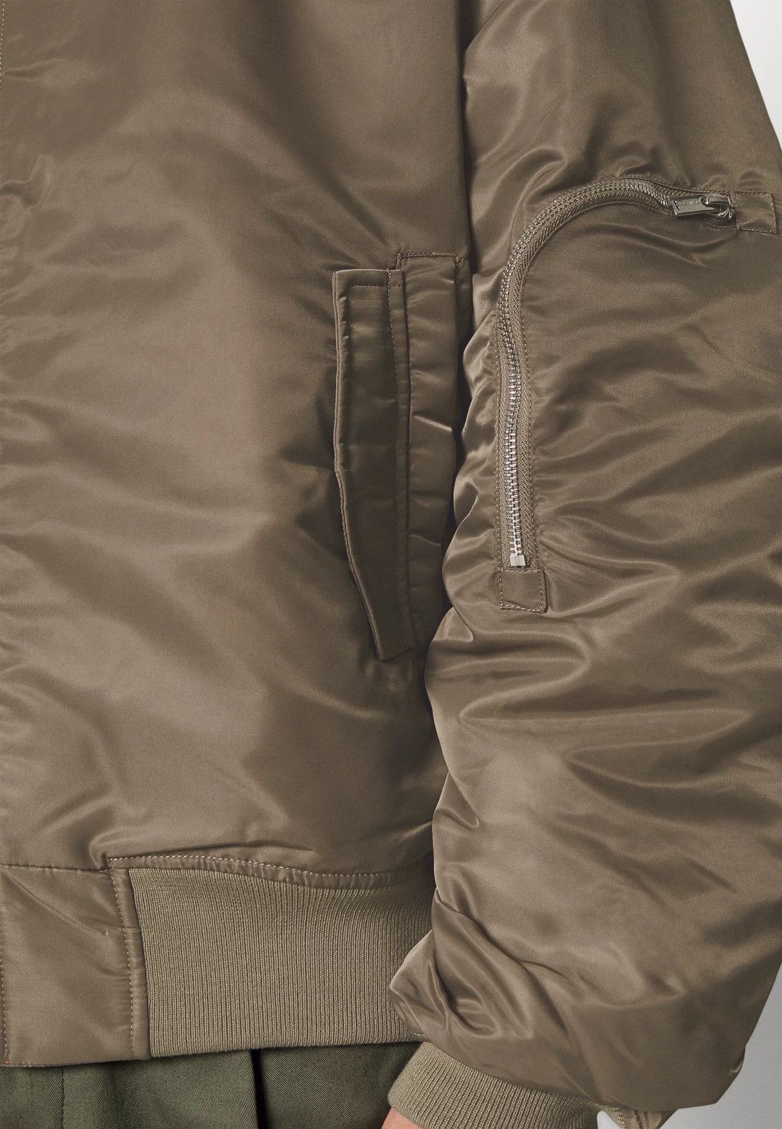 Holzweiler !DS! FW22 Holzweiler Khaki Reversible Reb Bomber Jacket Size US L / EU 52-54 / 3 - 7 Thumbnail