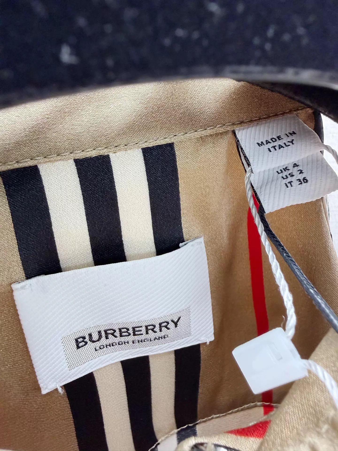 Burberry Burberry Striped Top New With Tags 4 Authentic Size XS / US 0-2 / IT 36-38 - 3 Thumbnail